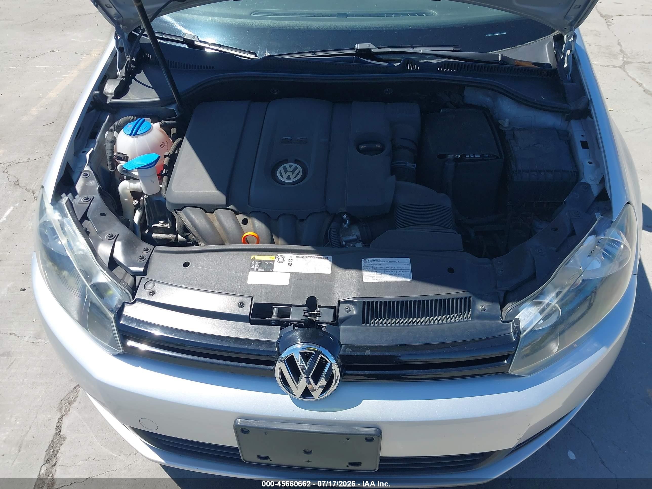 2013 Volkswagen Golf 2.5l 4-door Gray vin: WVWDB7AJ2DW130506