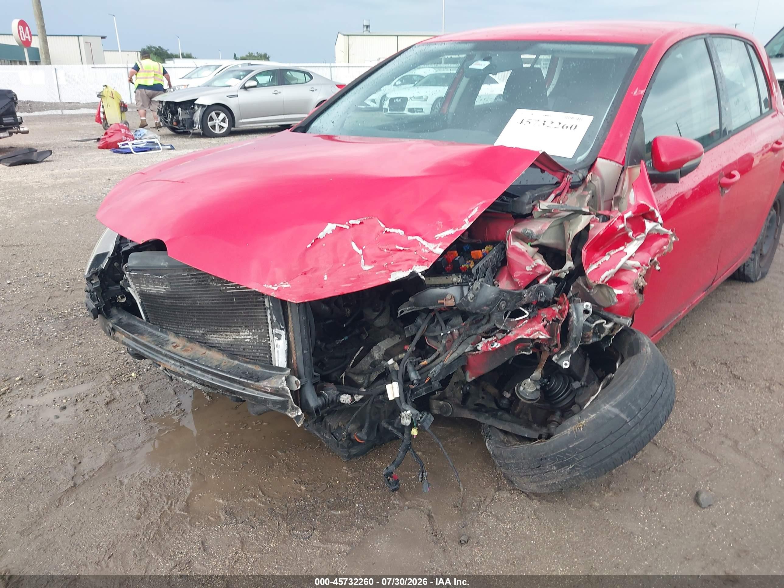 2012 Volkswagen Golf 2.5l 4-door Red vin: WVWDB7AJ3CW122655