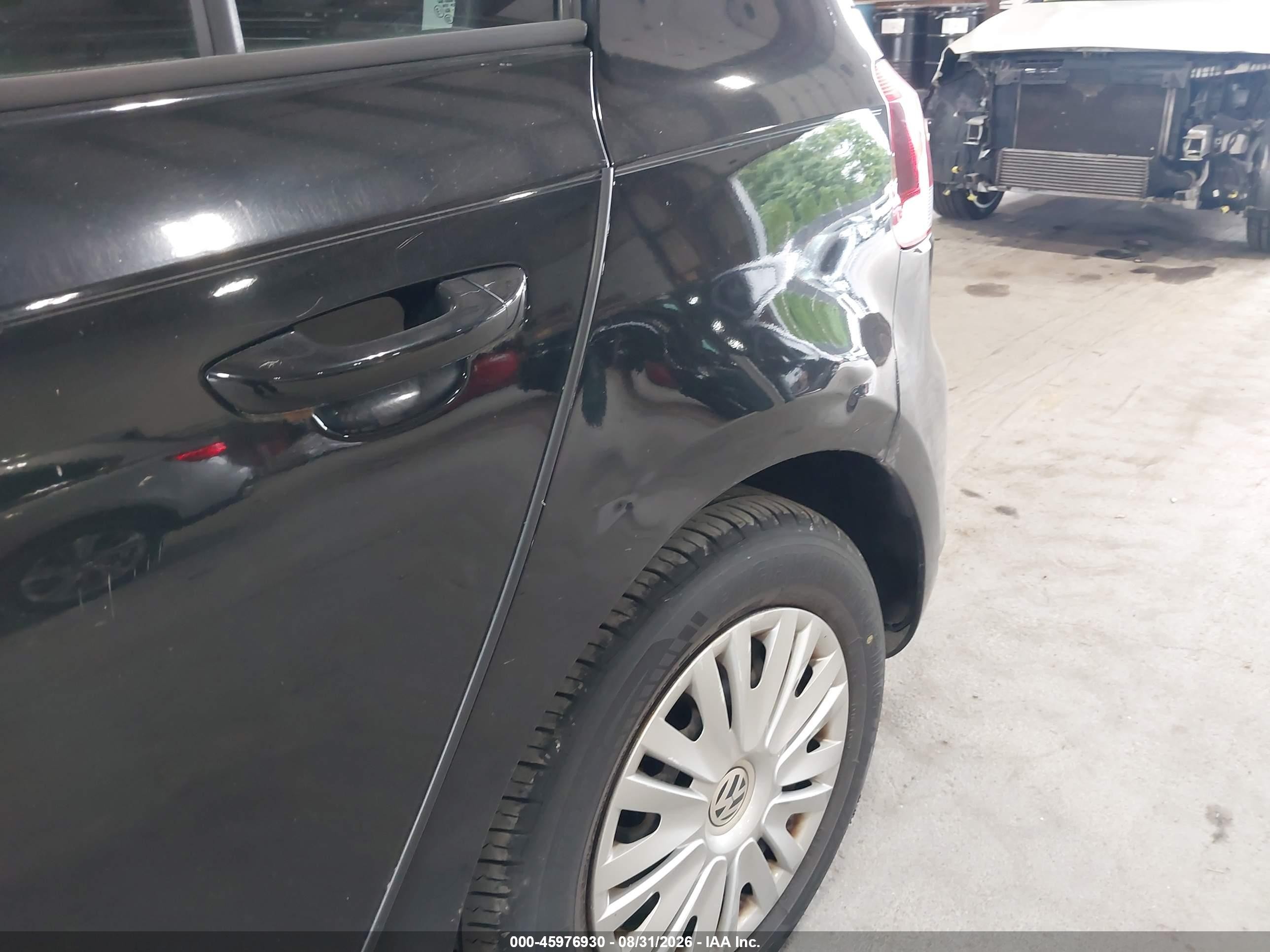 2013 Volkswagen Golf 2.5l 4-door Black vin: WVWDB7AJ3DW049496