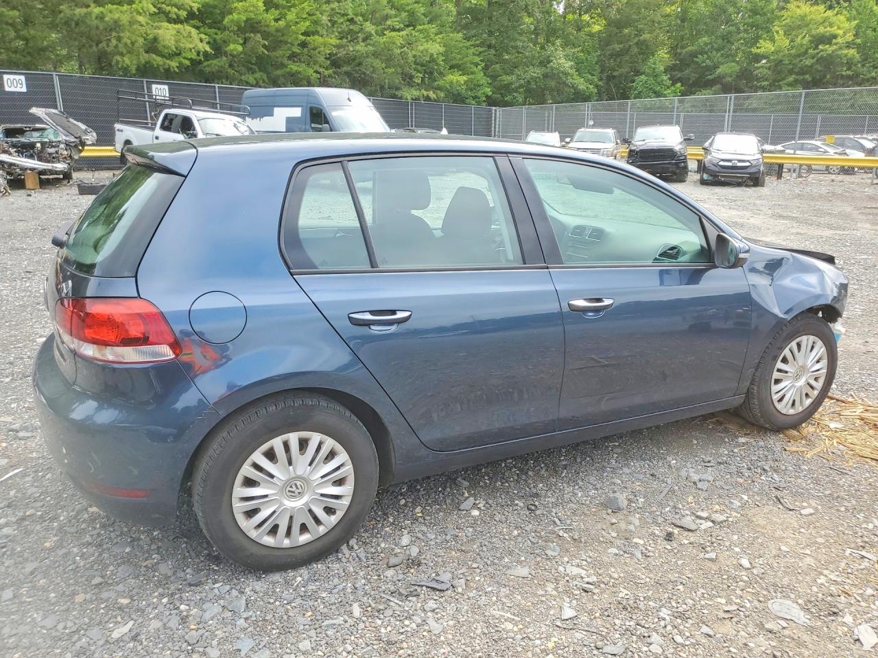 2013 Volkswagen Golf Blue vin: WVWDB7AJ3DW135830