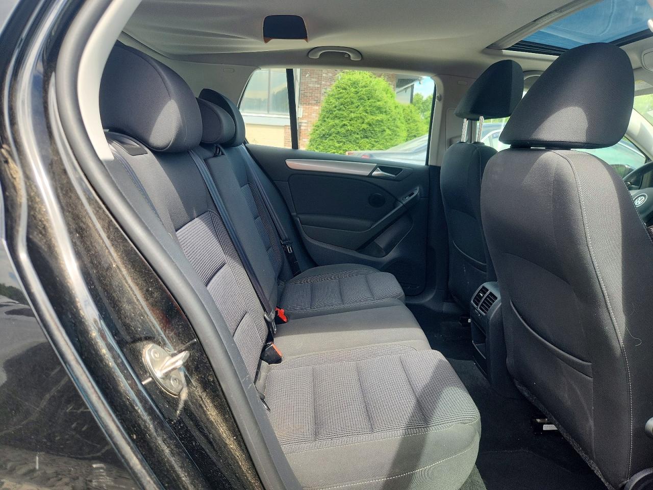 2013 Volkswagen Golf Черный vin: WVWDB7AJ4DW138039