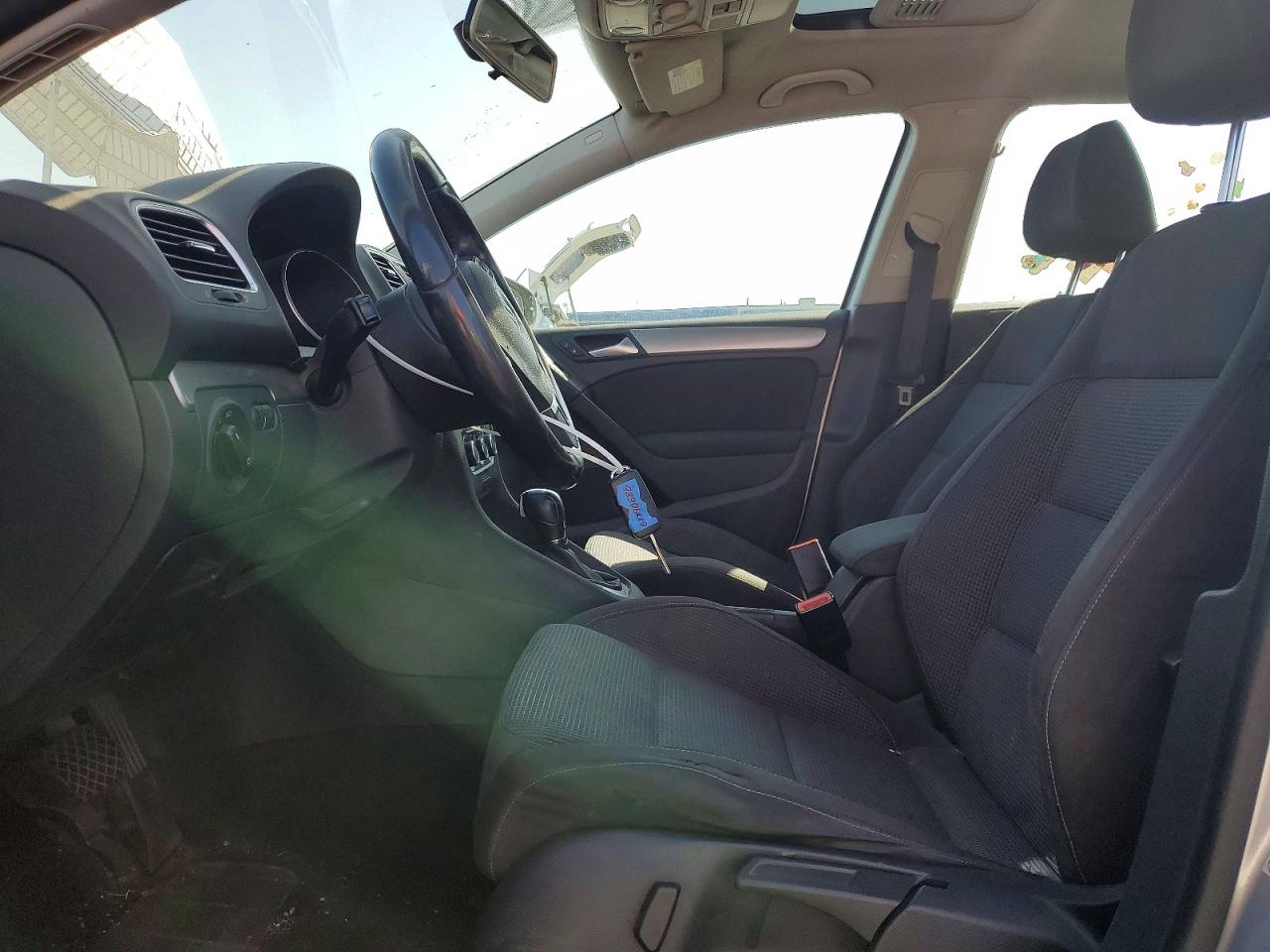 2014 Volkswagen Golf Silver vin: WVWDB7AJ4EW003273