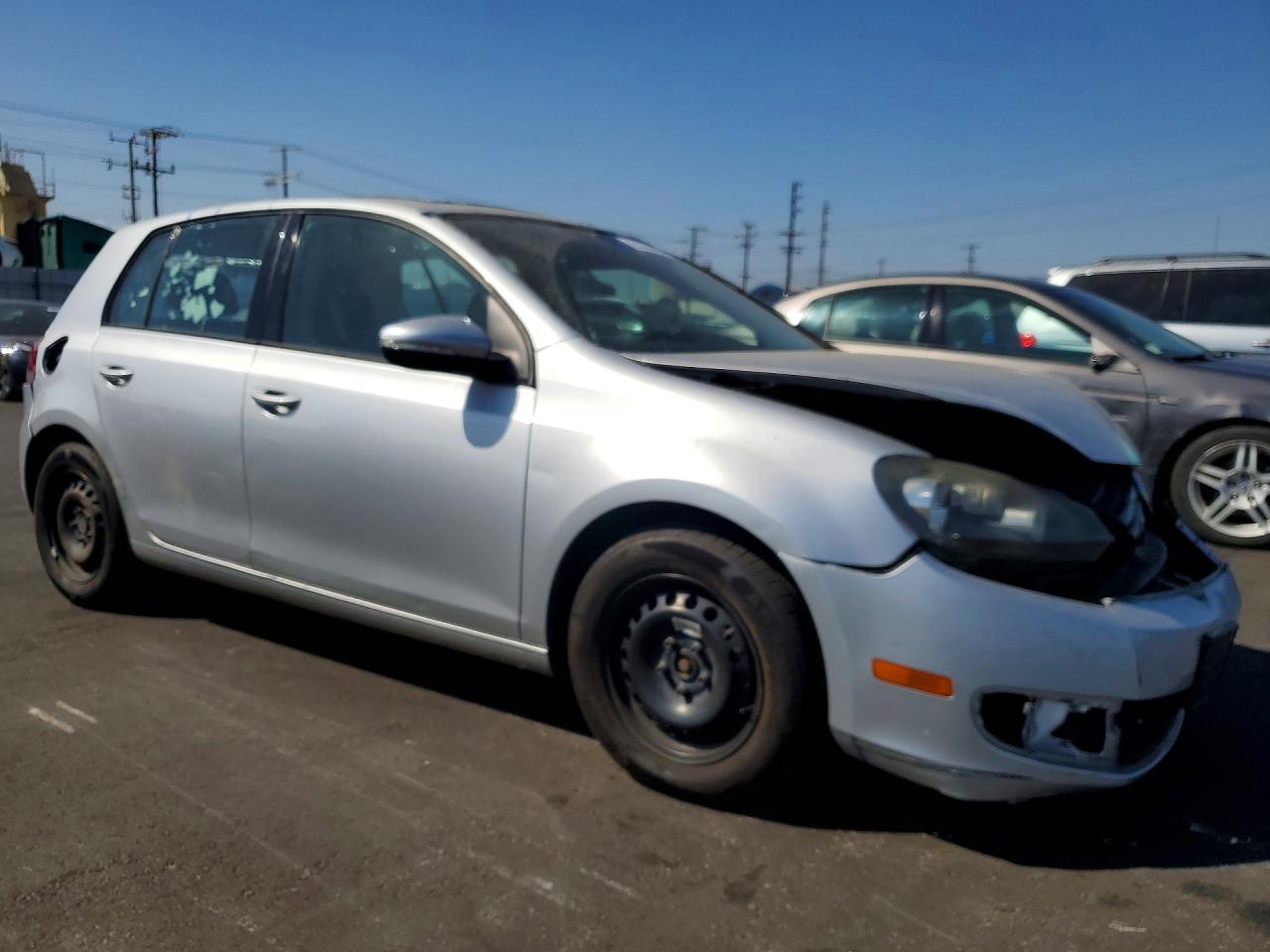 2014 Volkswagen Golf Silver vin: WVWDB7AJ4EW003273