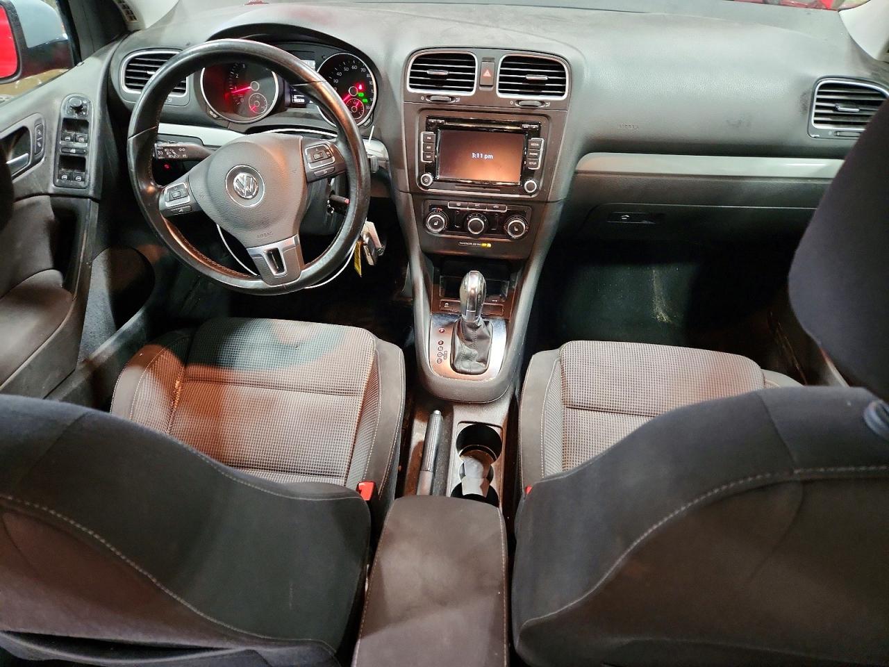 2013 Volkswagen Golf Красный vin: WVWDB7AJ5DW022669
