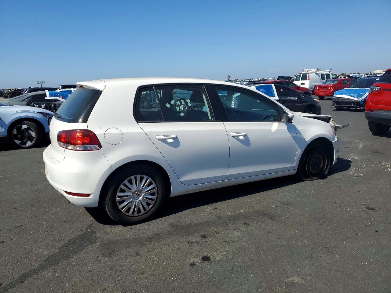 2013 Volkswagen Golf White vin: WVWDB7AJ5DW131438
