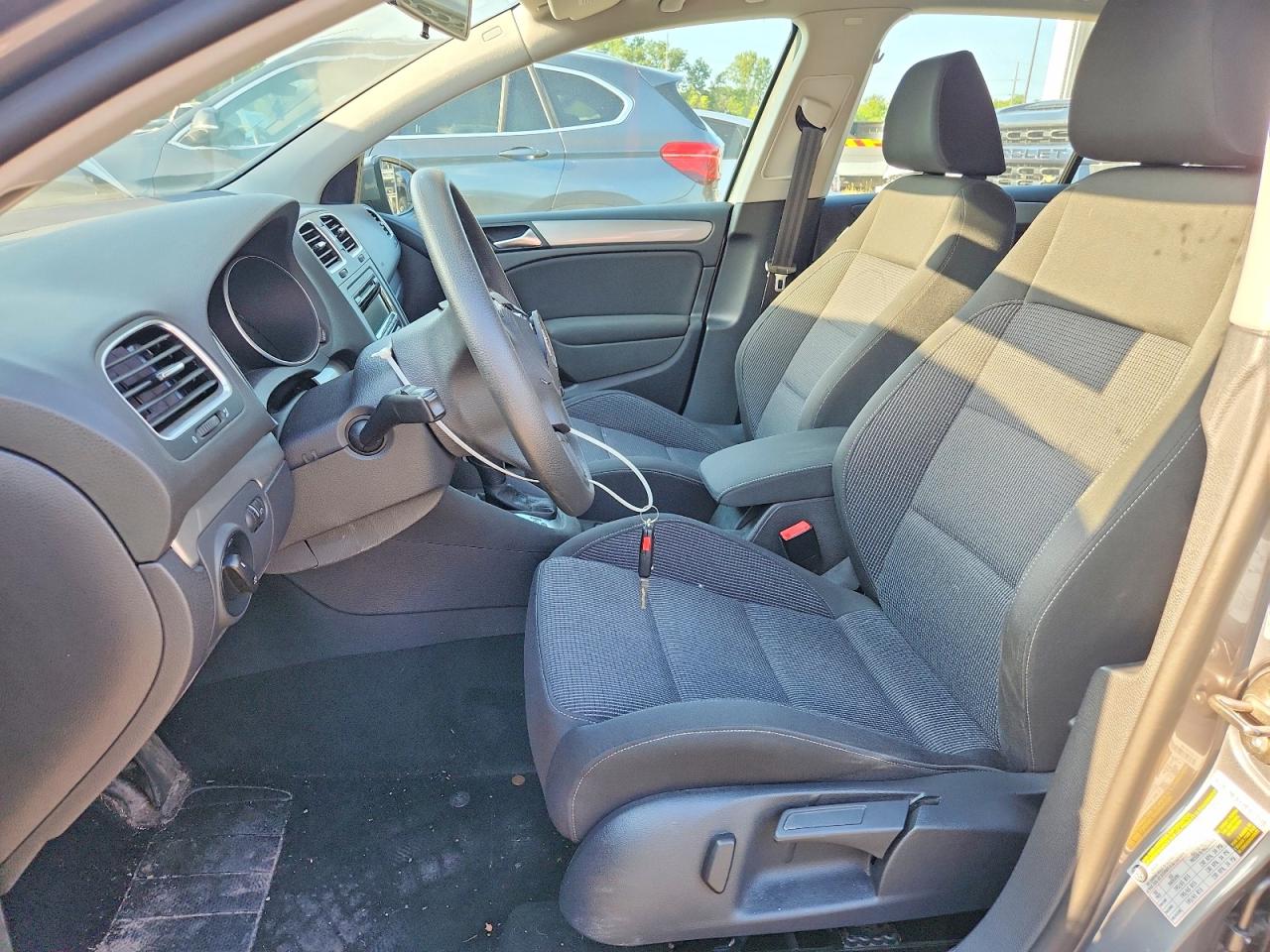 2013 Volkswagen Golf Silver vin: WVWDB7AJ5DW140236