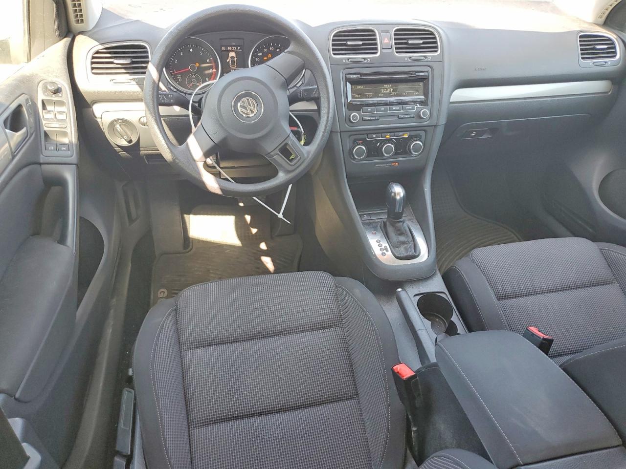 2014 Volkswagen Golf White vin: WVWDB7AJ5EW002083