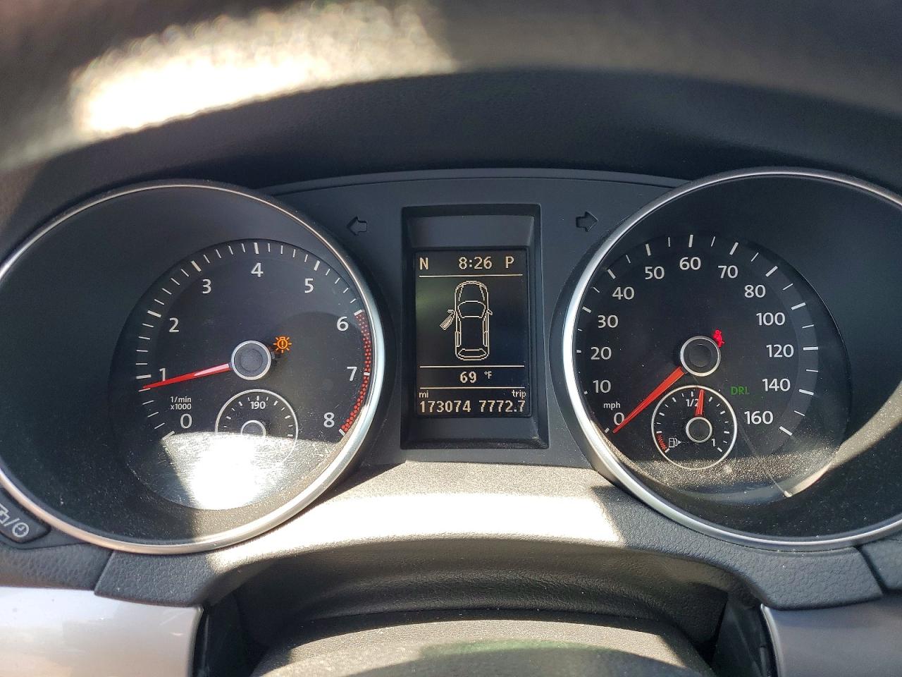 2014 Volkswagen Golf Серебряный vin: WVWDB7AJ5EW011818