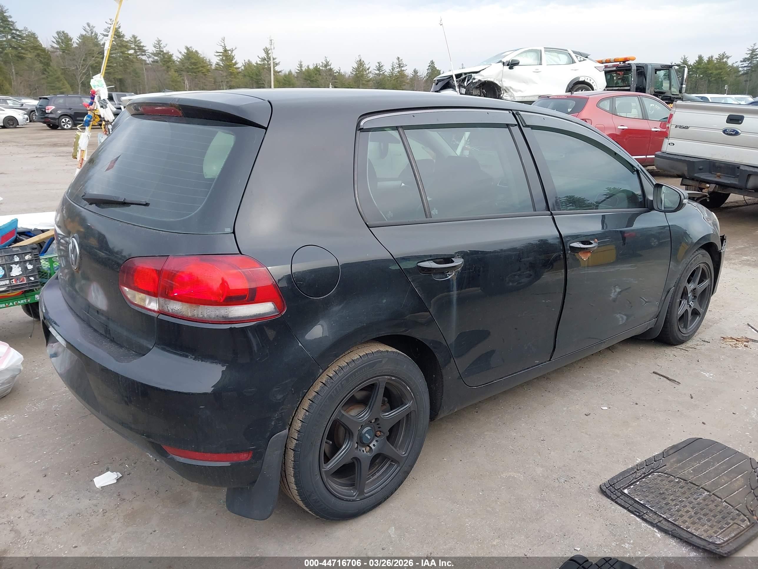 2010 Volkswagen Golf 4-door Black vin: WVWDB7AJ6AW414975