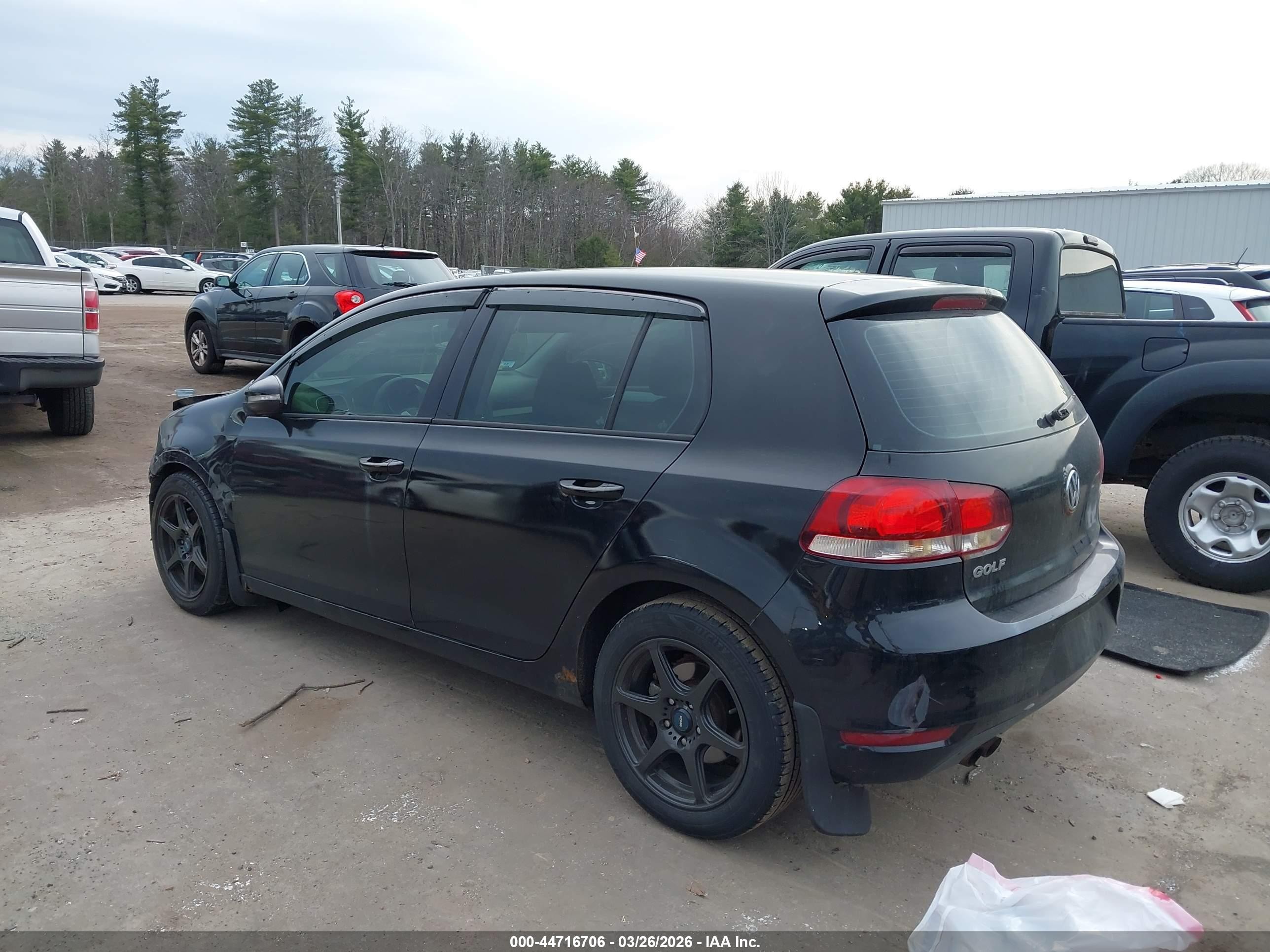 2010 Volkswagen Golf 4-door Black vin: WVWDB7AJ6AW414975