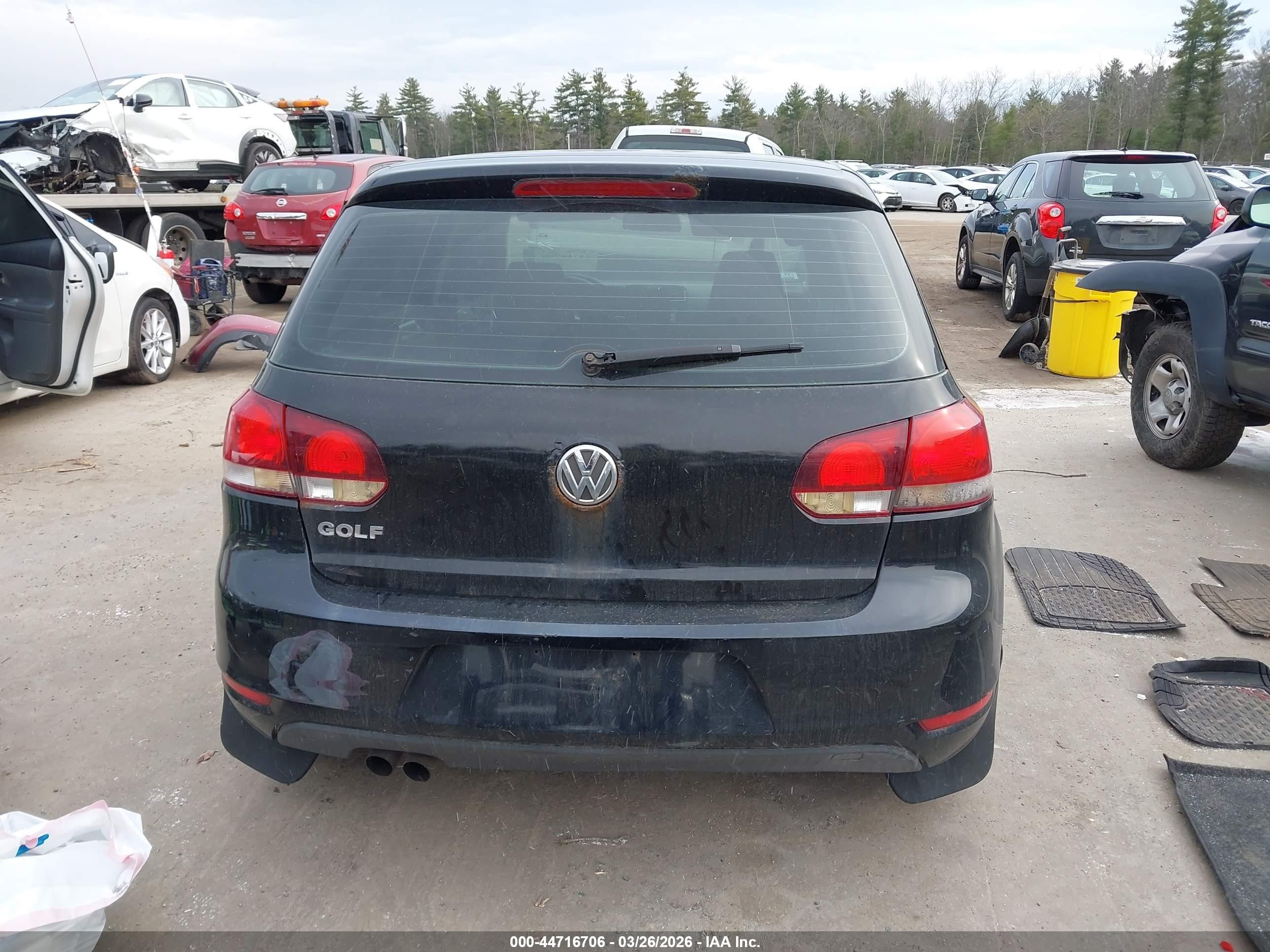 2010 Volkswagen Golf 4-door Black vin: WVWDB7AJ6AW414975