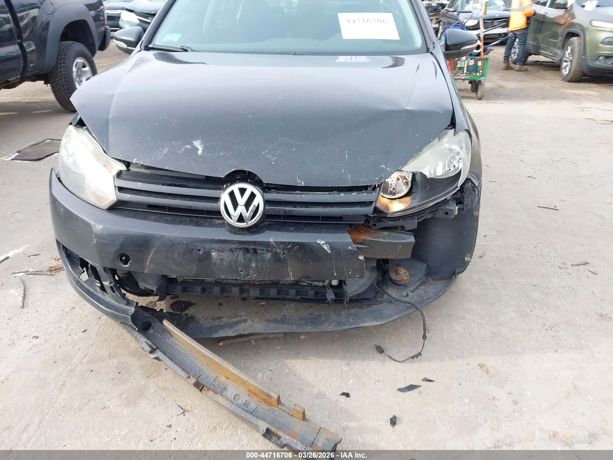 2010 Volkswagen Golf 4-door Black vin: WVWDB7AJ6AW414975