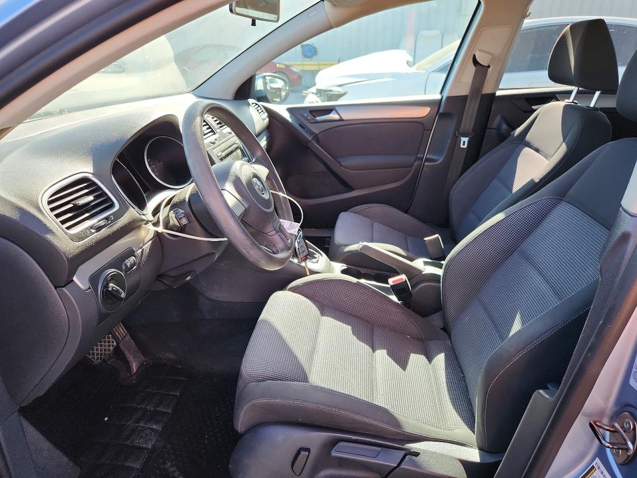 2012 Volkswagen Golf Бирюзовый vin: WVWDB7AJ6CW221874
