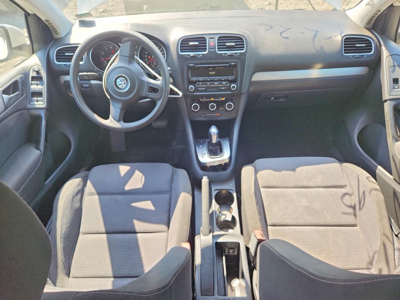2012 Volkswagen Golf White vin: WVWDB7AJ6CW290595