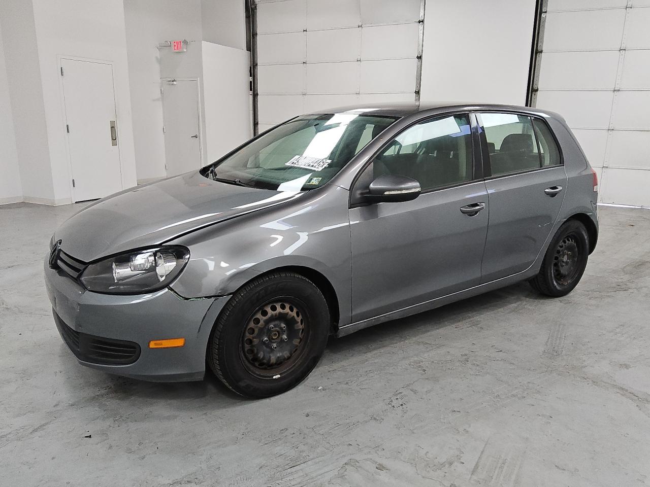 2013 Volkswagen Golf Серый vin: WVWDB7AJ6DW120285 Damage: Left Front Wheel Cover, Broken, Replacement Required
