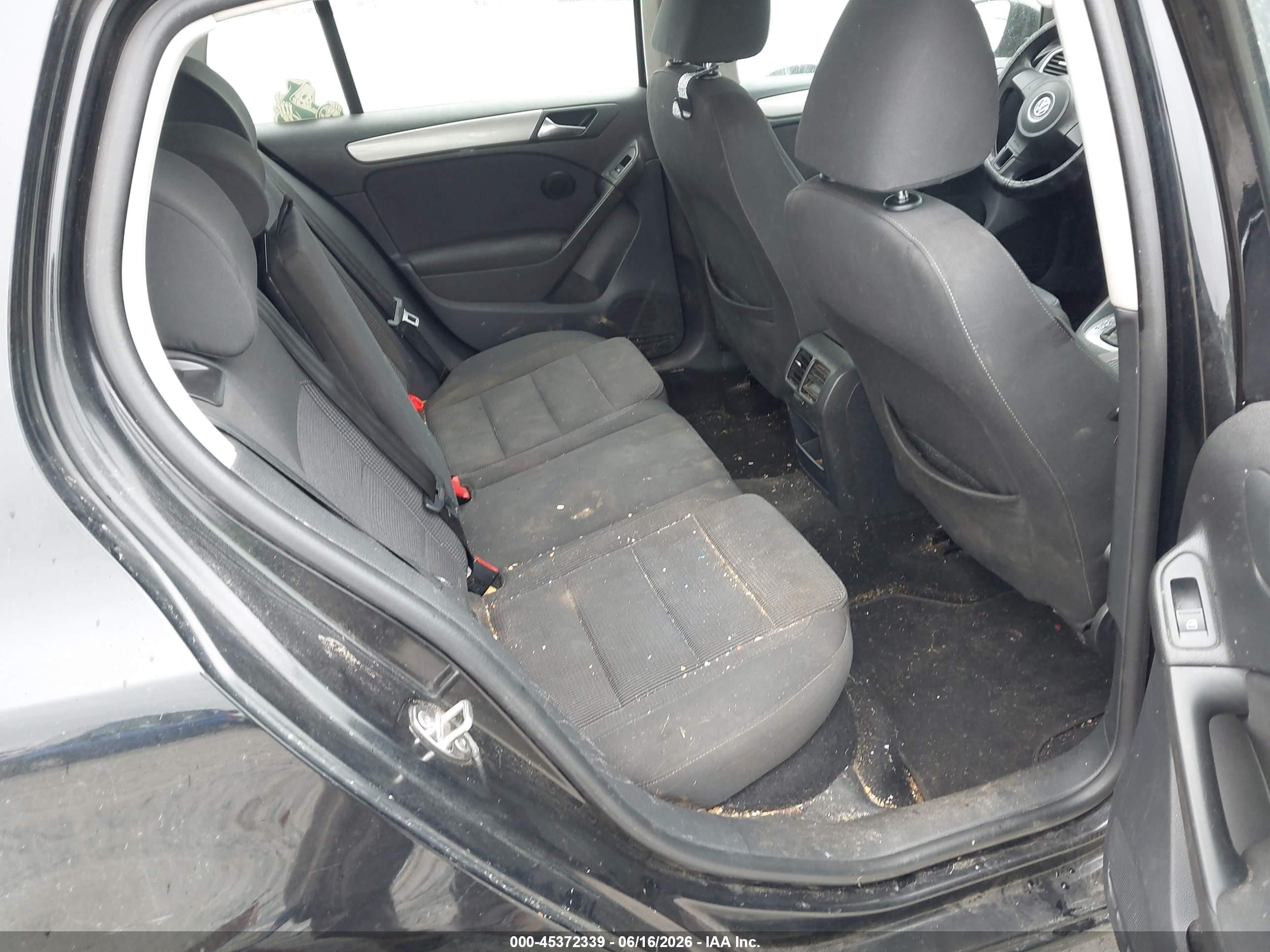 2013 Volkswagen Golf 2.5l 4-door Black vin: WVWDB7AJ6DW122005