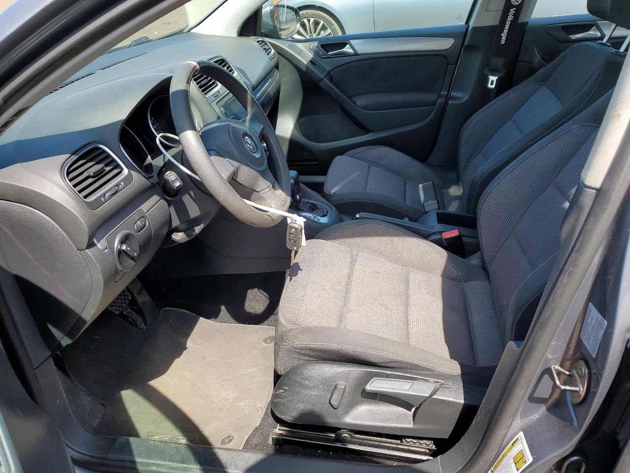 2010 Volkswagen Golf Серый vin: WVWDB7AJ7AW216423