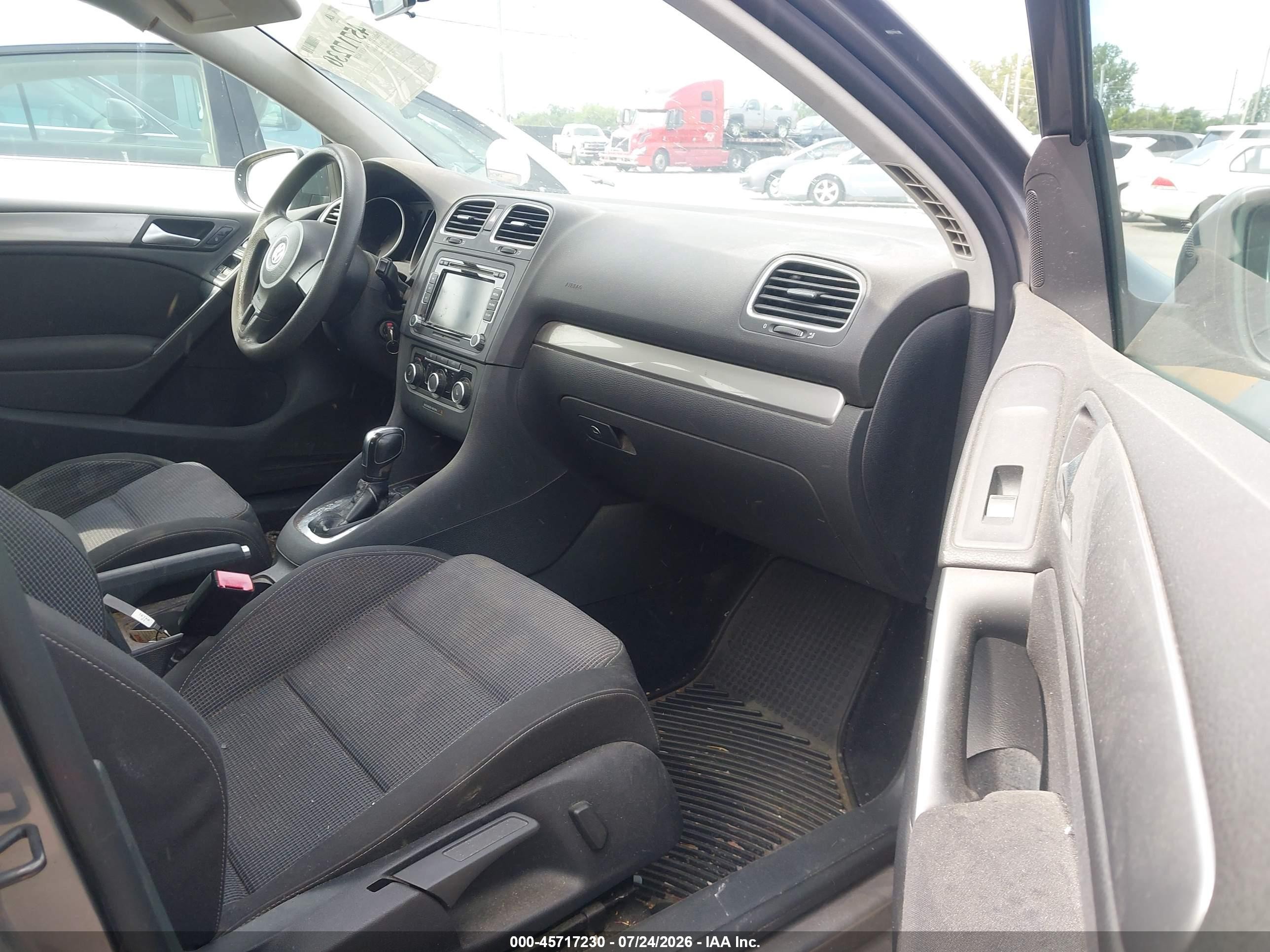 2012 Volkswagen Golf 2.5l 4-door Gray vin: WVWDB7AJ7CW249845