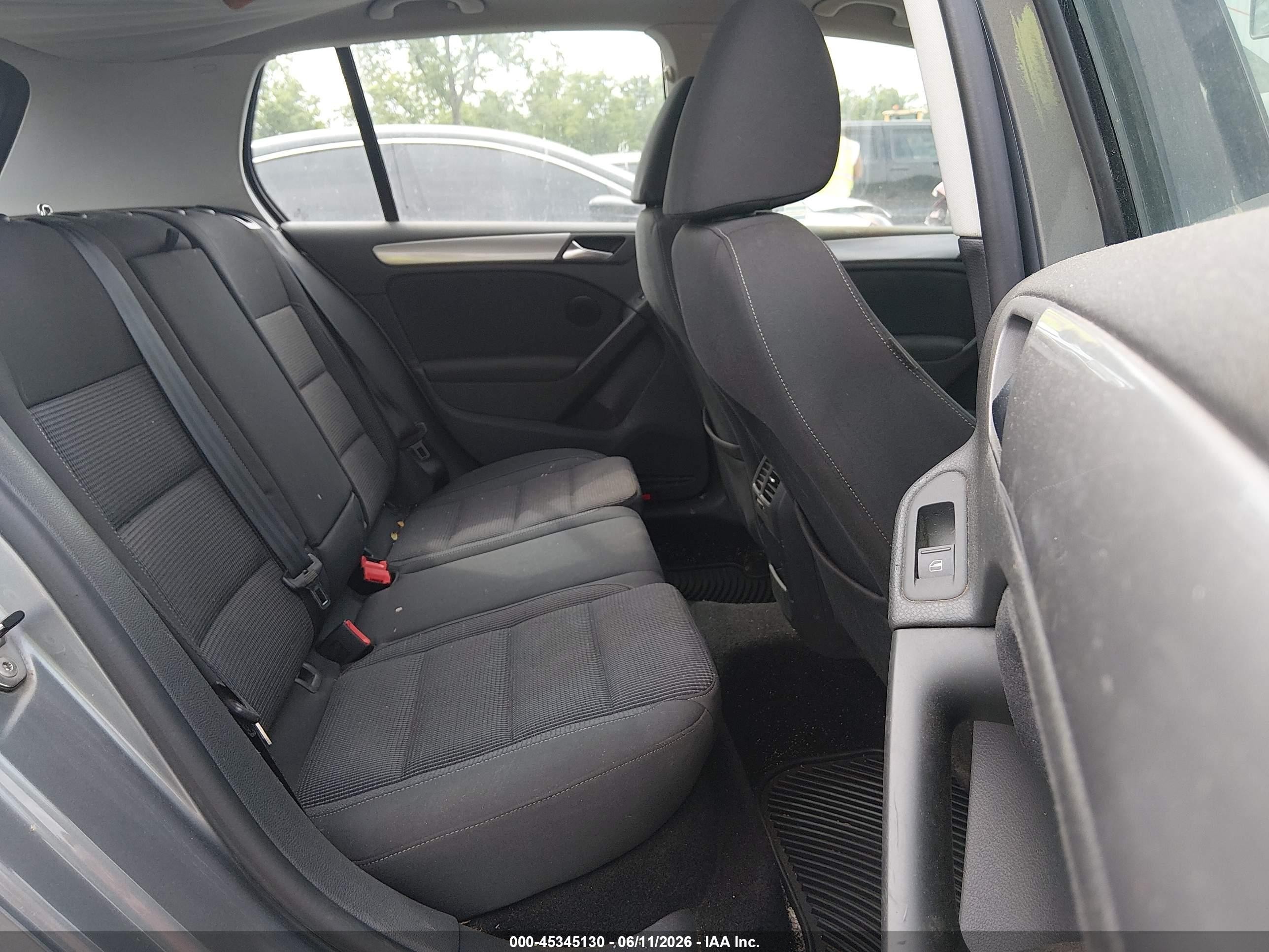 2012 Volkswagen Golf 2.5l 4-door Gray vin: WVWDB7AJ7CW288306