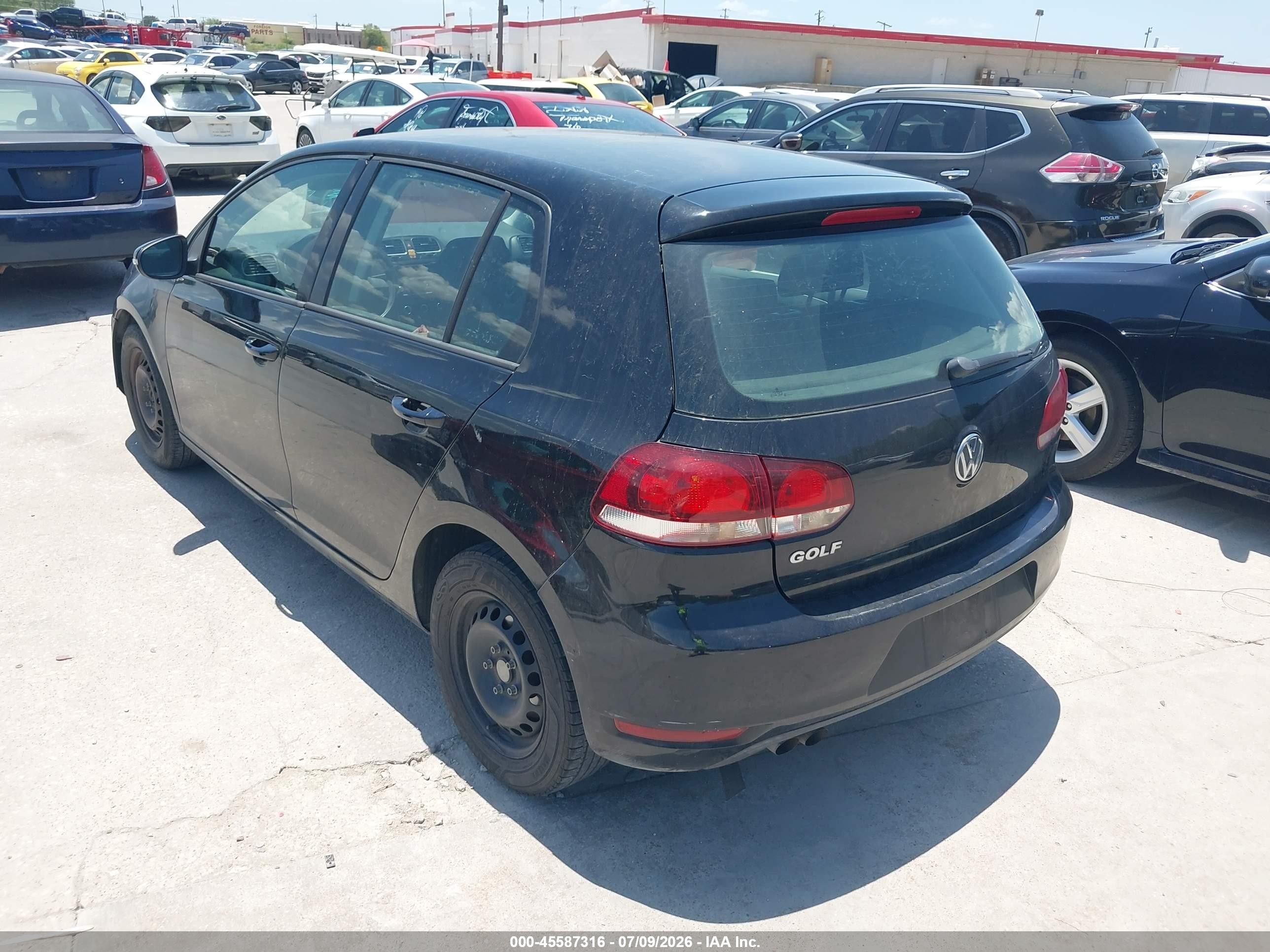 2014 Volkswagen Golf 2.5l (a6) (no Longer Orderable) Black vin: WVWDB7AJ7EW007611