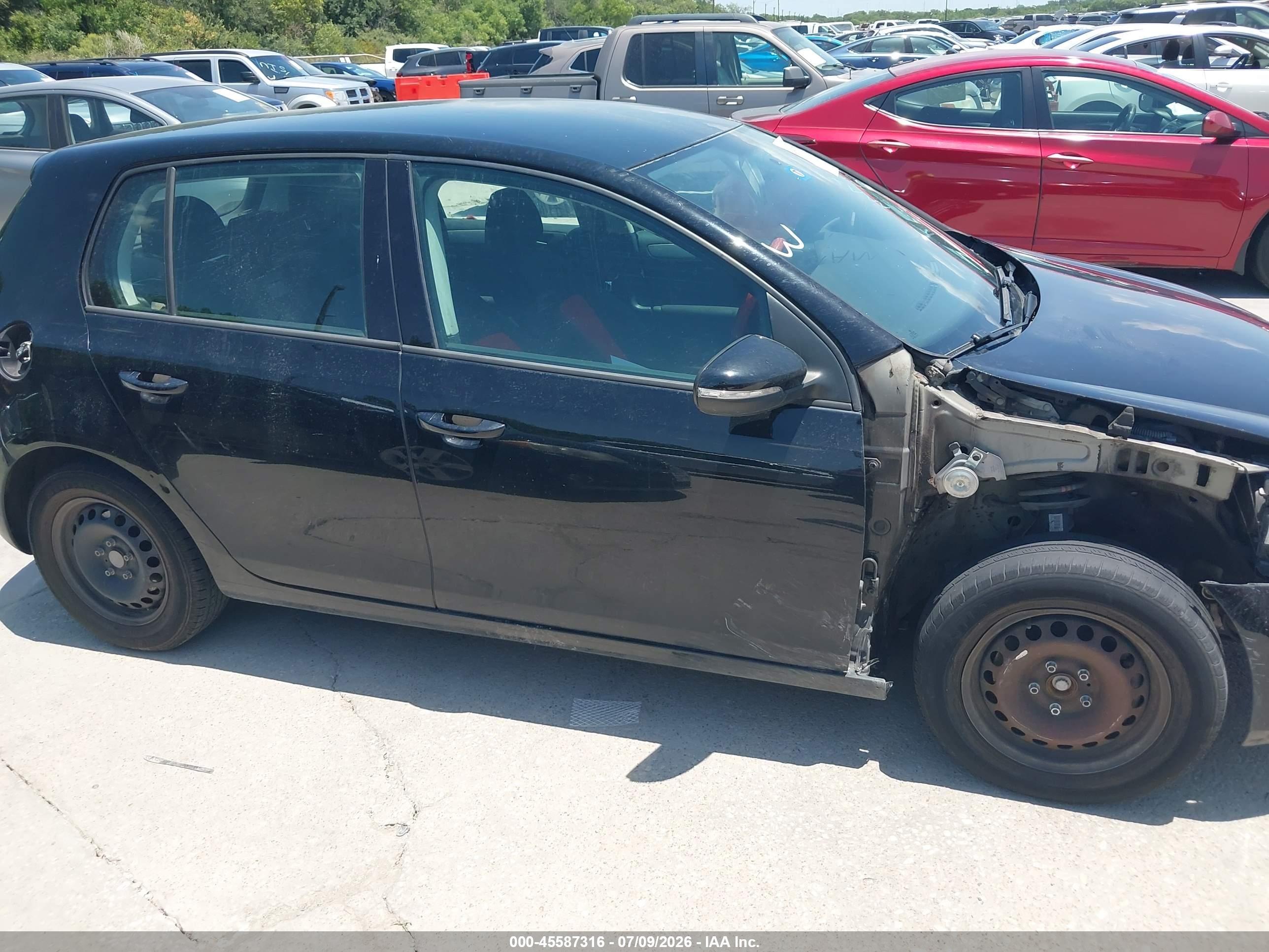 2014 Volkswagen Golf 2.5l (a6) (no Longer Orderable) Black vin: WVWDB7AJ7EW007611