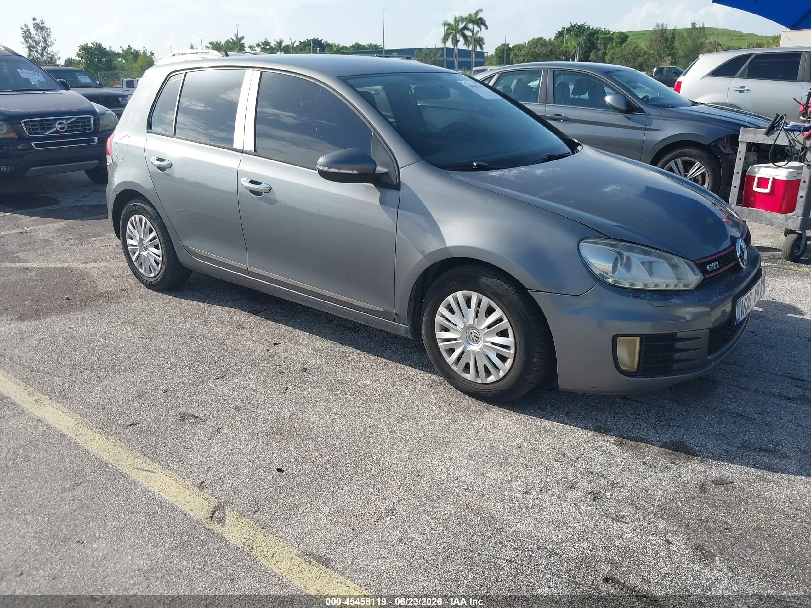 2013 Volkswagen Golf 2.5l 4-door Gray vin: WVWDB7AJ8DW091307