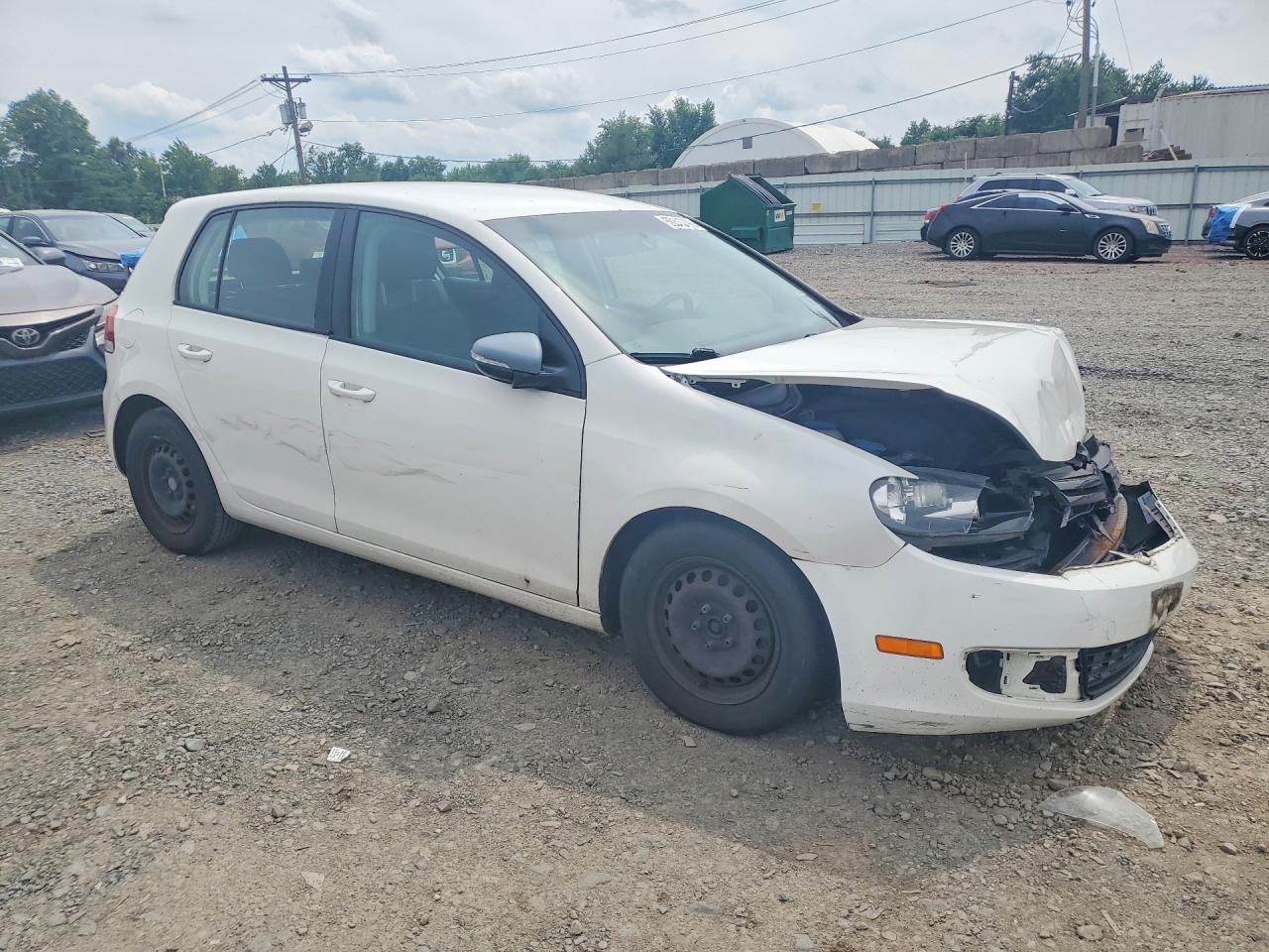 2013 Volkswagen Golf White vin: WVWDB7AJ8DW127464
