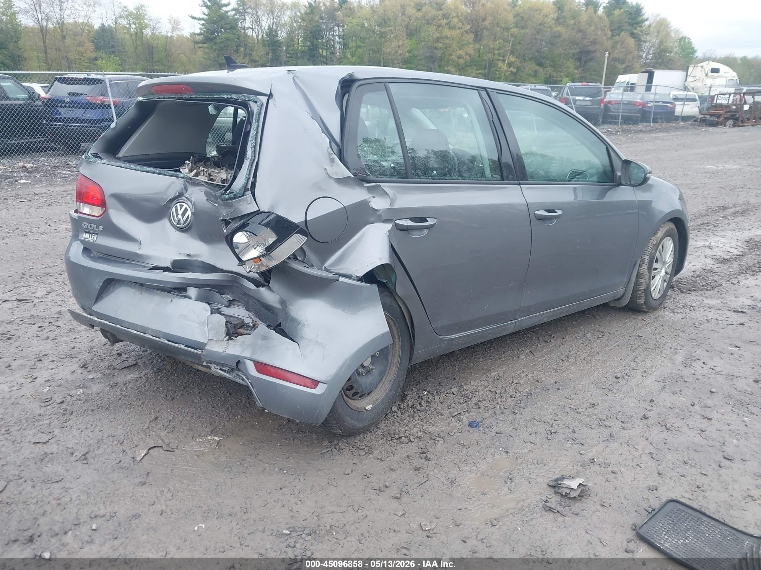 2013 Volkswagen Golf 2.5l 4-door Gray vin: WVWDB7AJ9DW134438