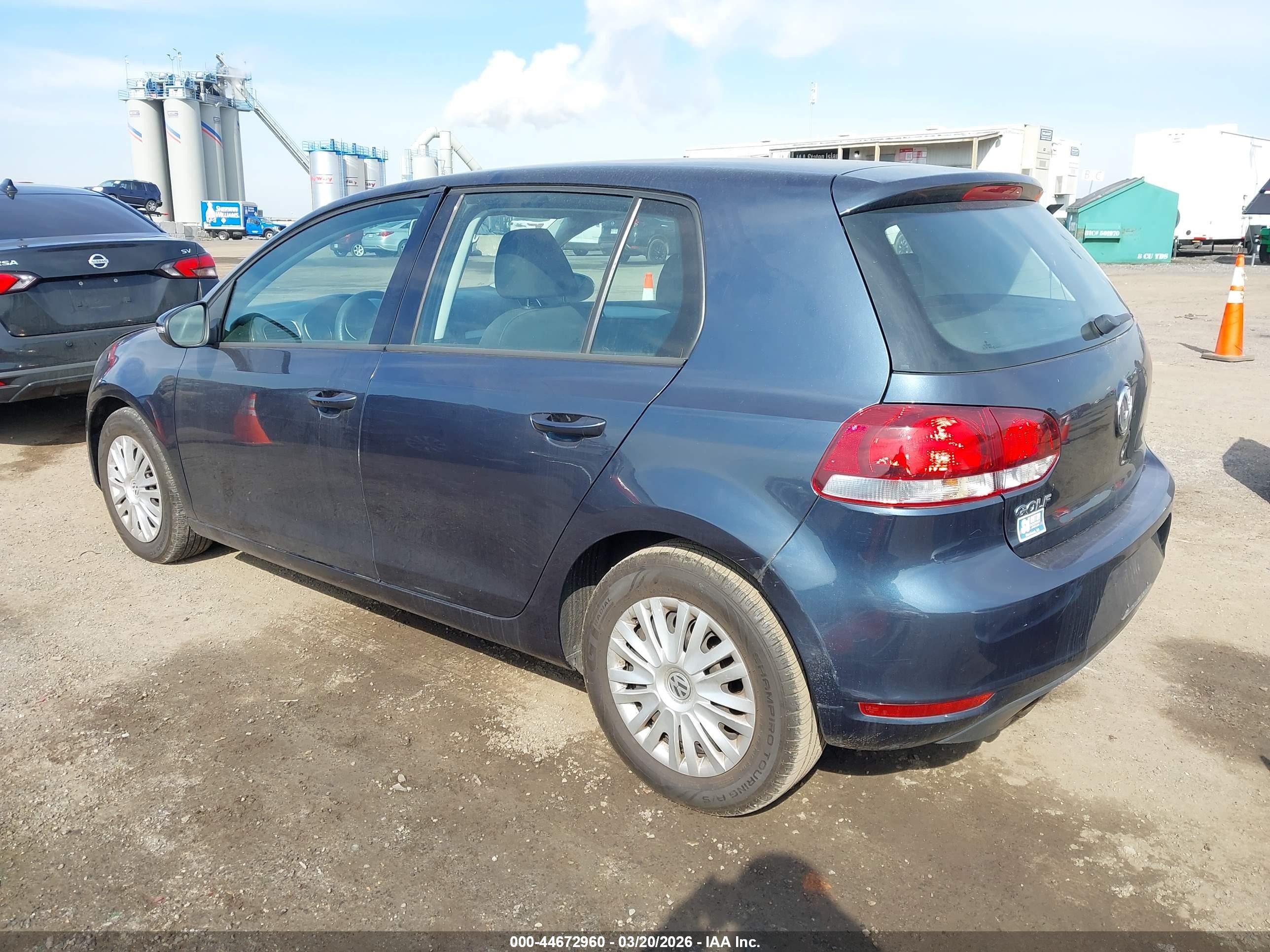 2013 Volkswagen Golf 2.5l 4-door Синий vin: WVWDB7AJ9DW135508