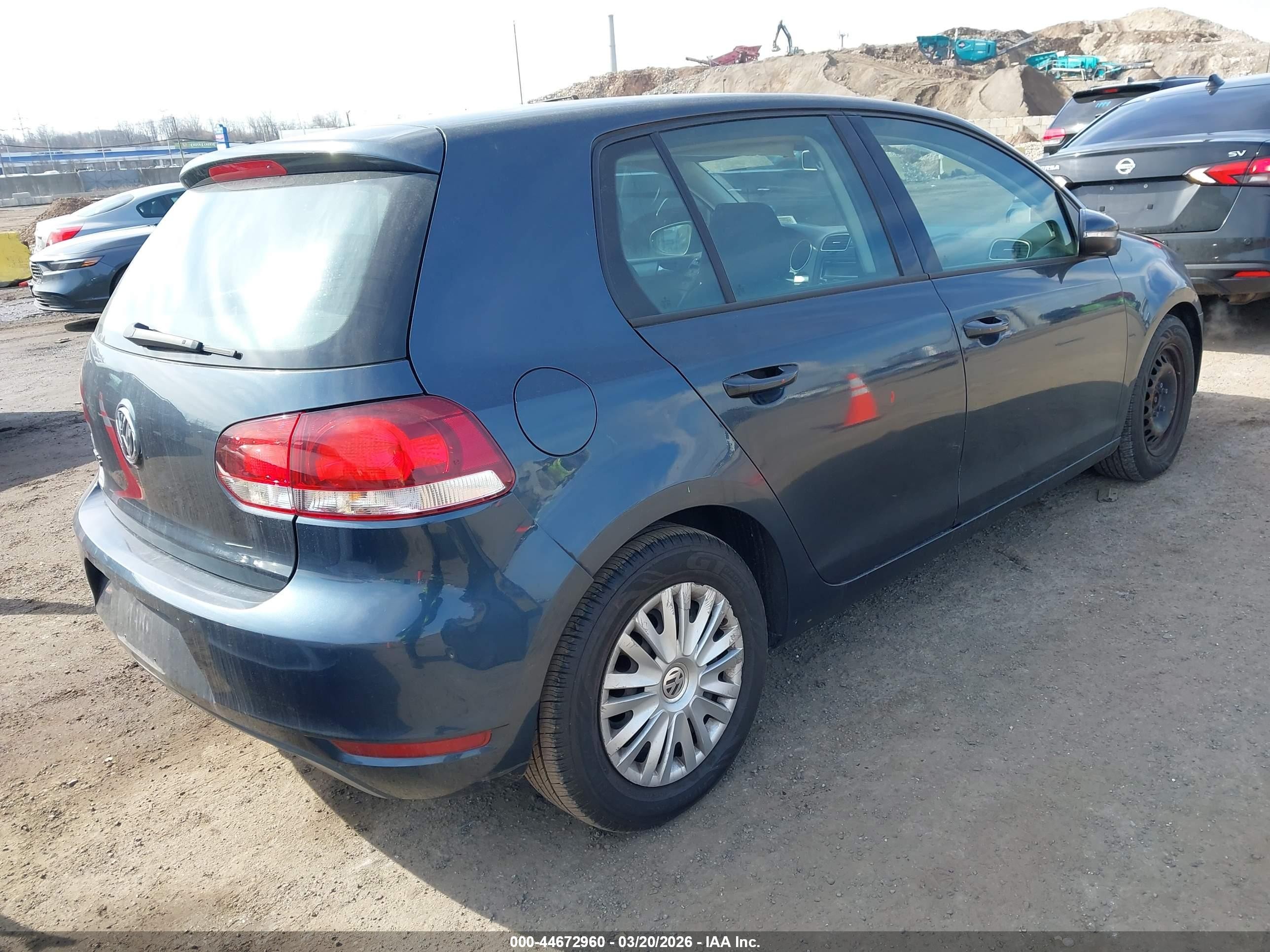 2013 Volkswagen Golf 2.5l 4-door Синий vin: WVWDB7AJ9DW135508