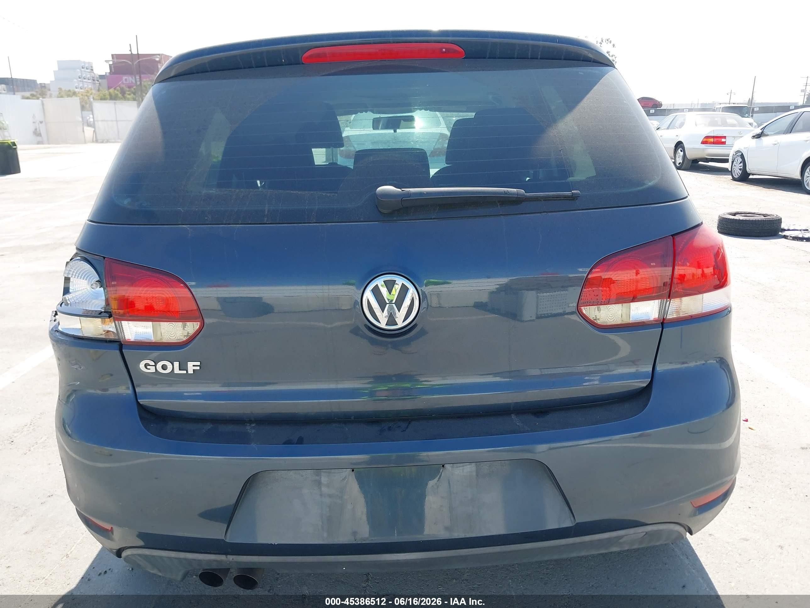 2014 Volkswagen Golf 2.5l Gray vin: WVWDB7AJ9EW008372