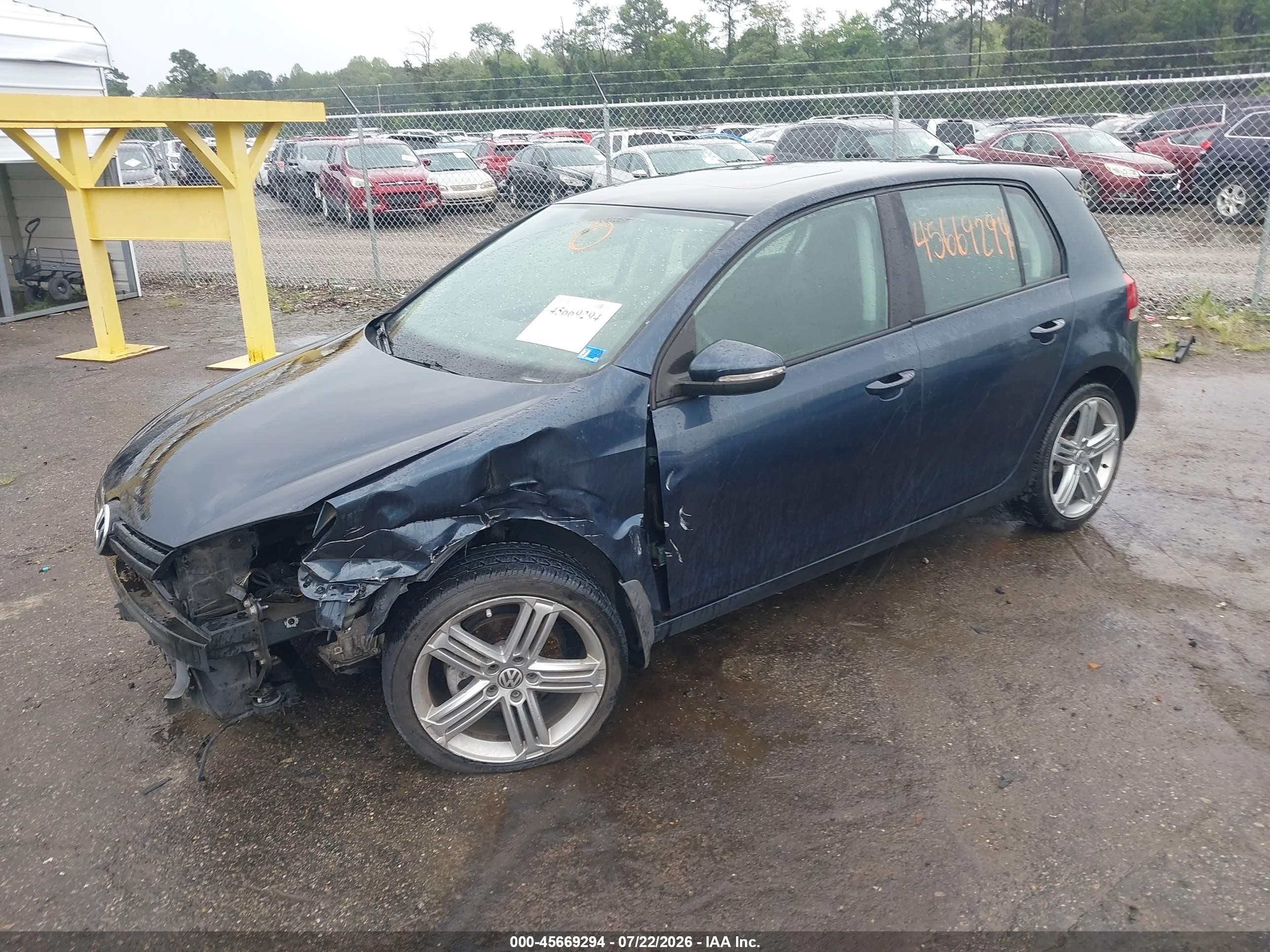 2014 Volkswagen Golf 2.5l Blue vin: WVWDB7AJ9EW008551