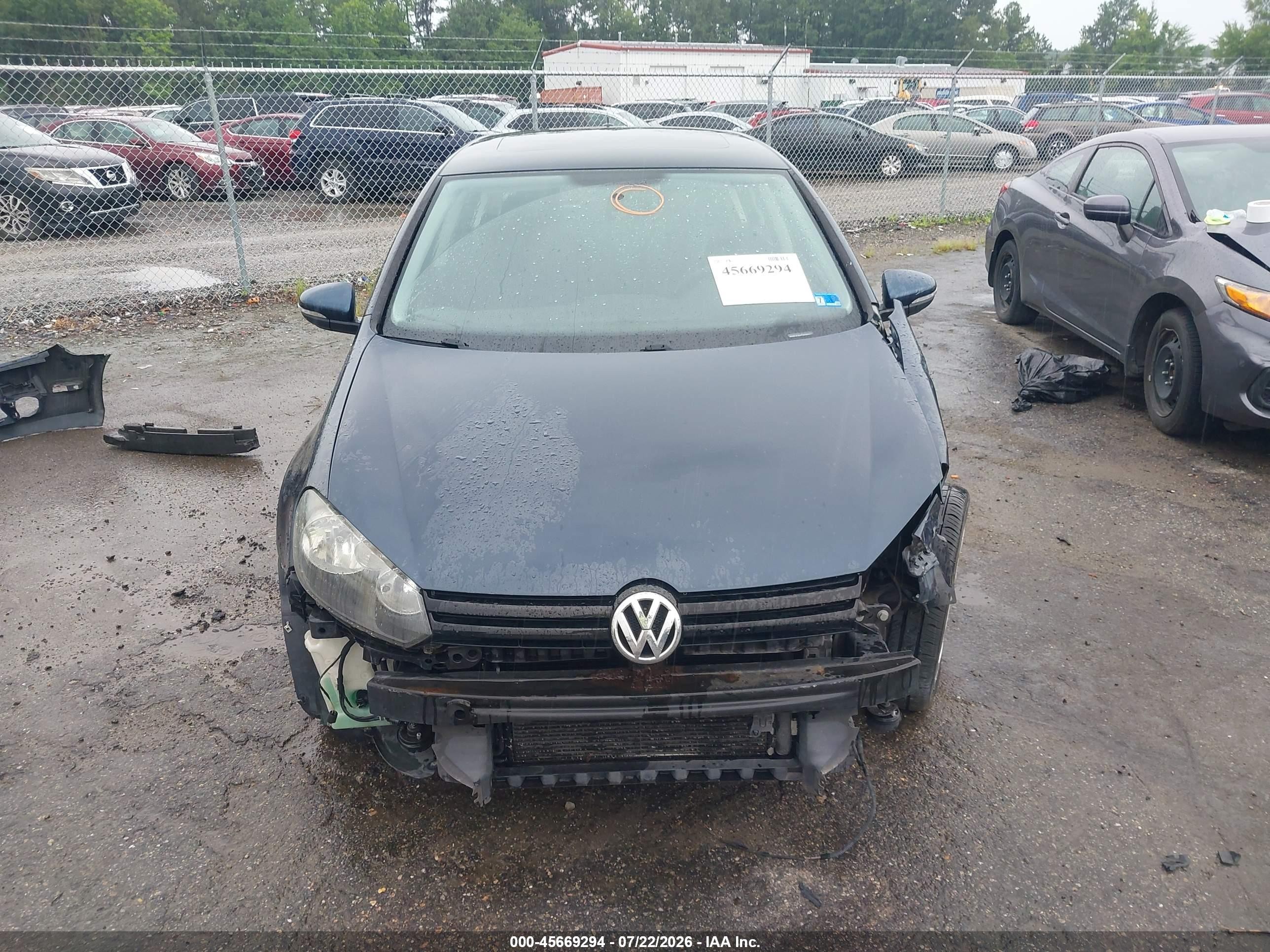2014 Volkswagen Golf 2.5l Blue vin: WVWDB7AJ9EW008551