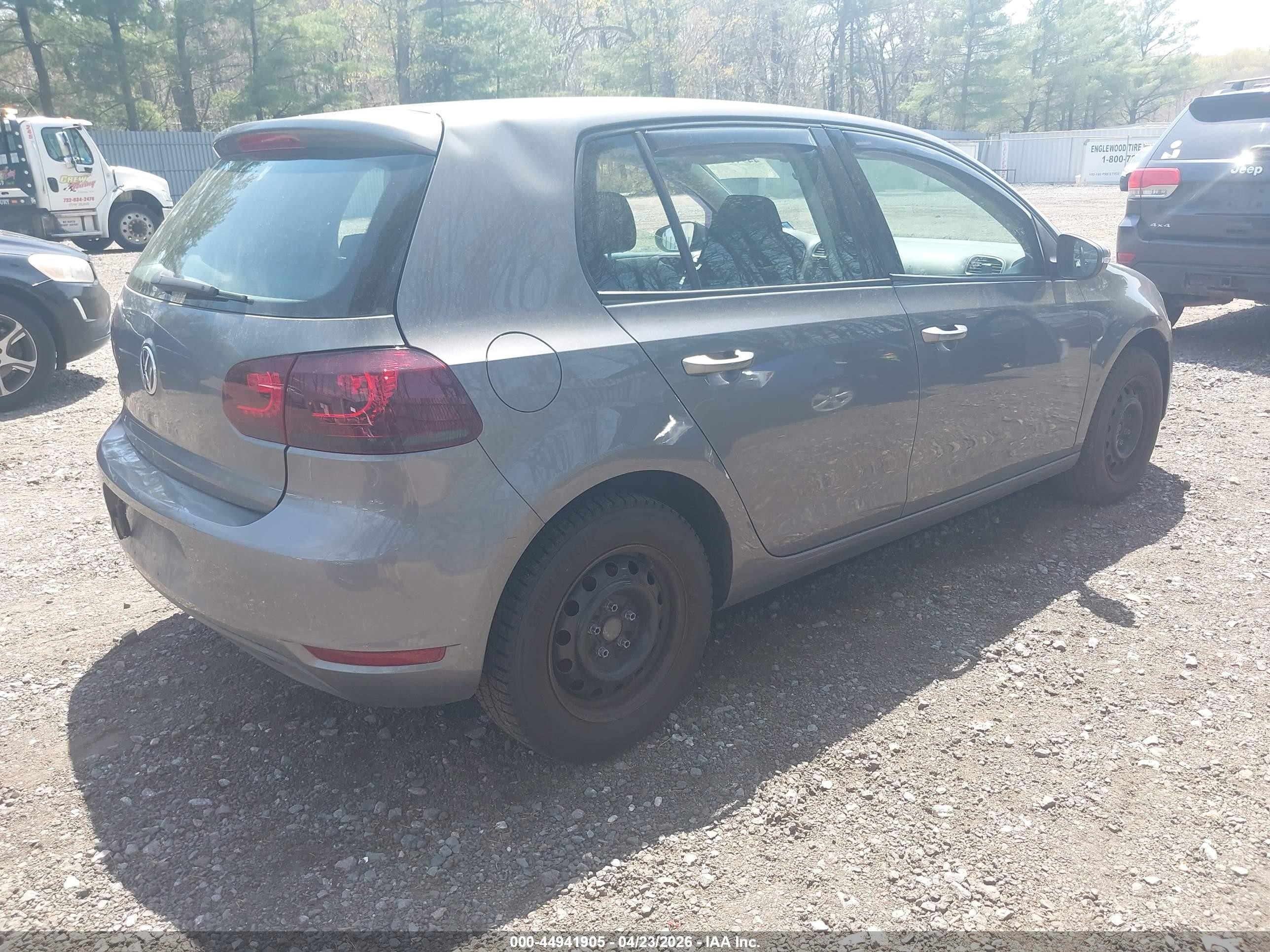 2010 Volkswagen Golf 4-door Gray vin: WVWDB7AJXAW216948