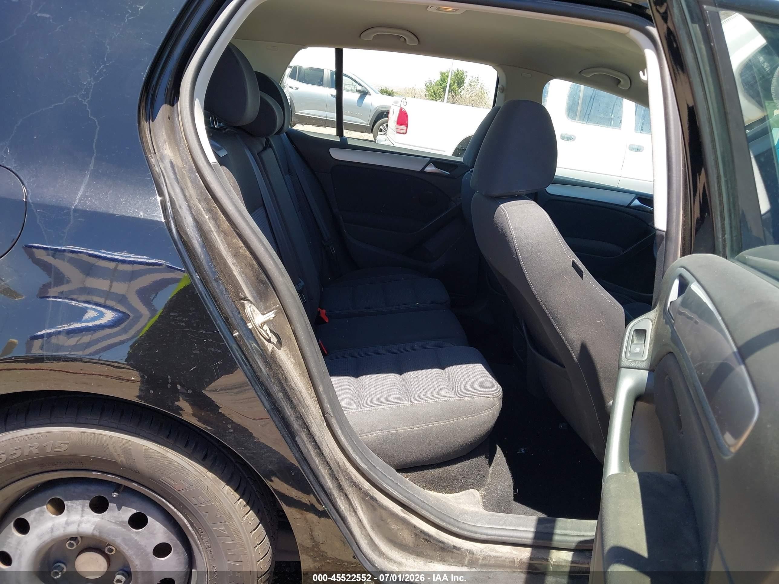 2014 Volkswagen Golf 2.5l (a6) (no Longer Orderable) Black vin: WVWDB7AJXEW010986