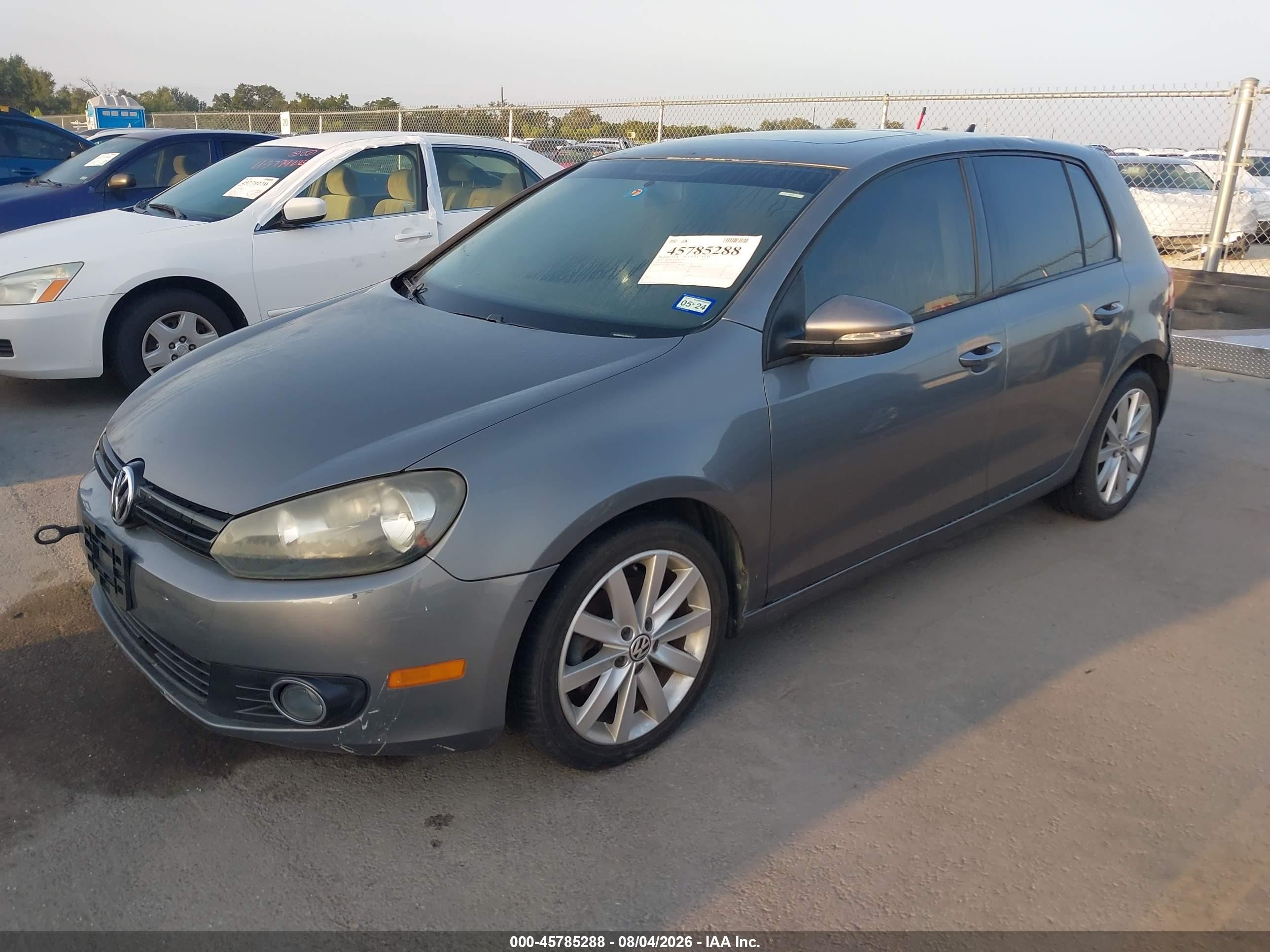 2011 Volkswagen Golf   Серый vin: WVWDM7AJ0BW074976