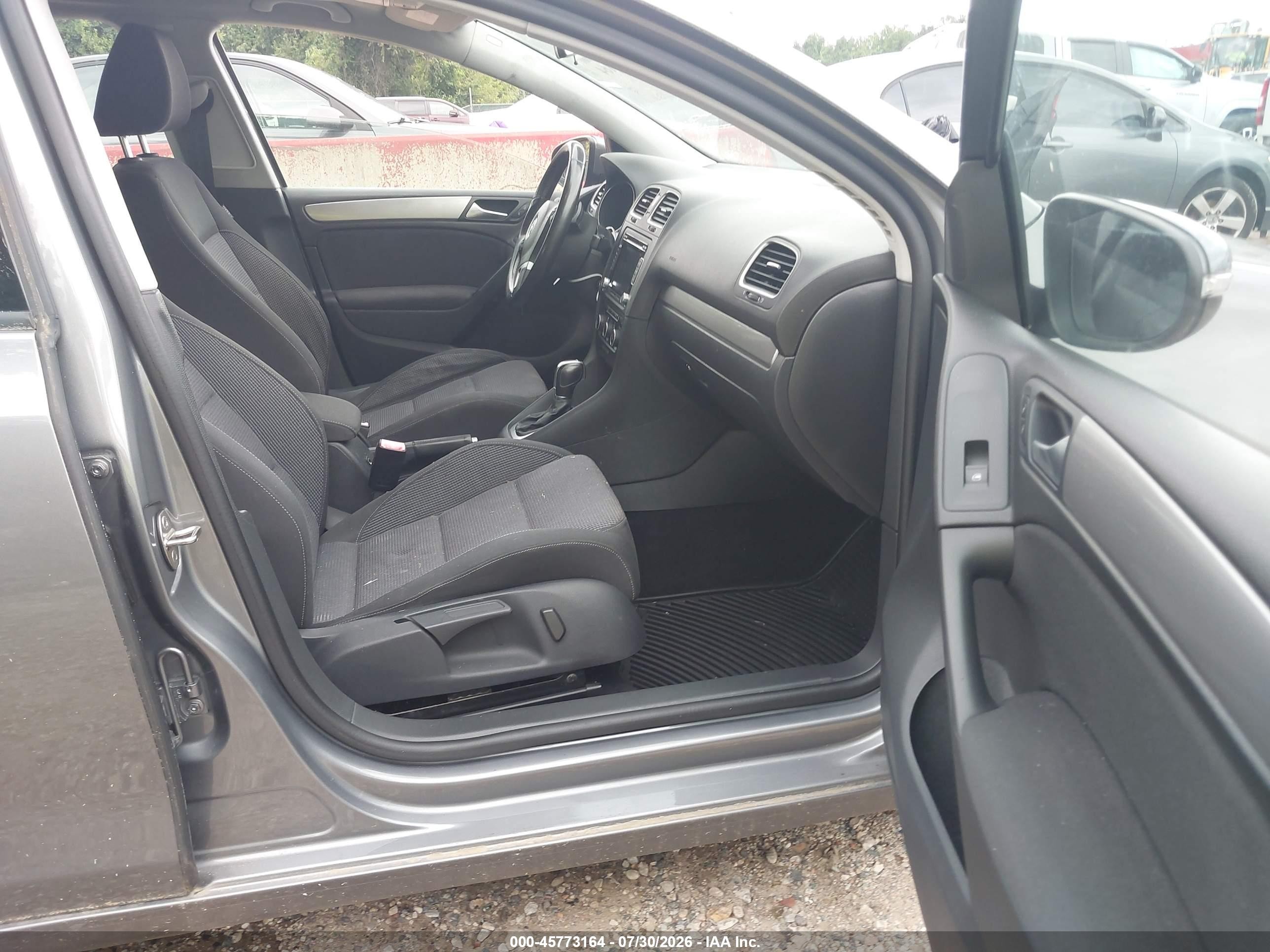 2014 Volkswagen Golf 2.0l Tdi Gray vin: WVWDM7AJ0EW011400