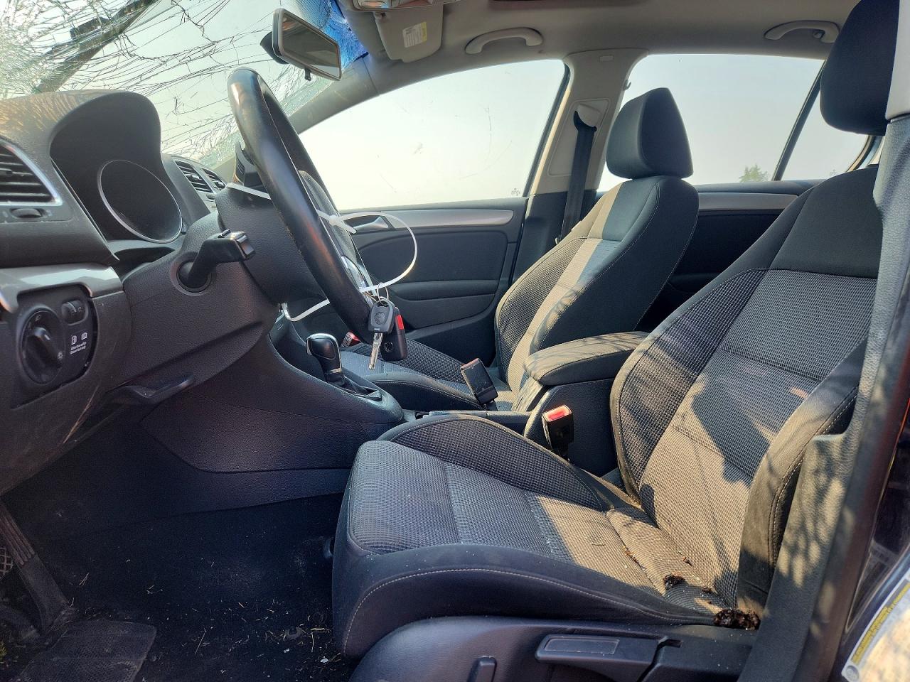 2012 Volkswagen Golf Blue vin: WVWDM7AJ1CW321889