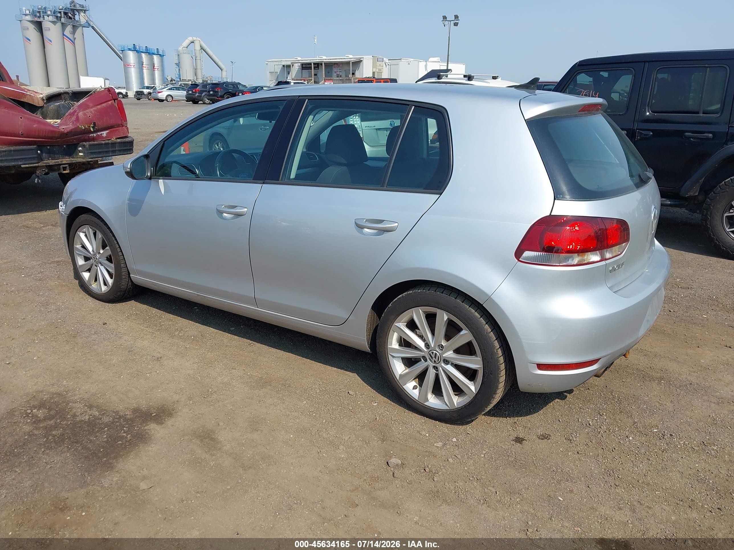 2012 Volkswagen Golf Tdi 4-door Silver vin: WVWDM7AJ2CW101225