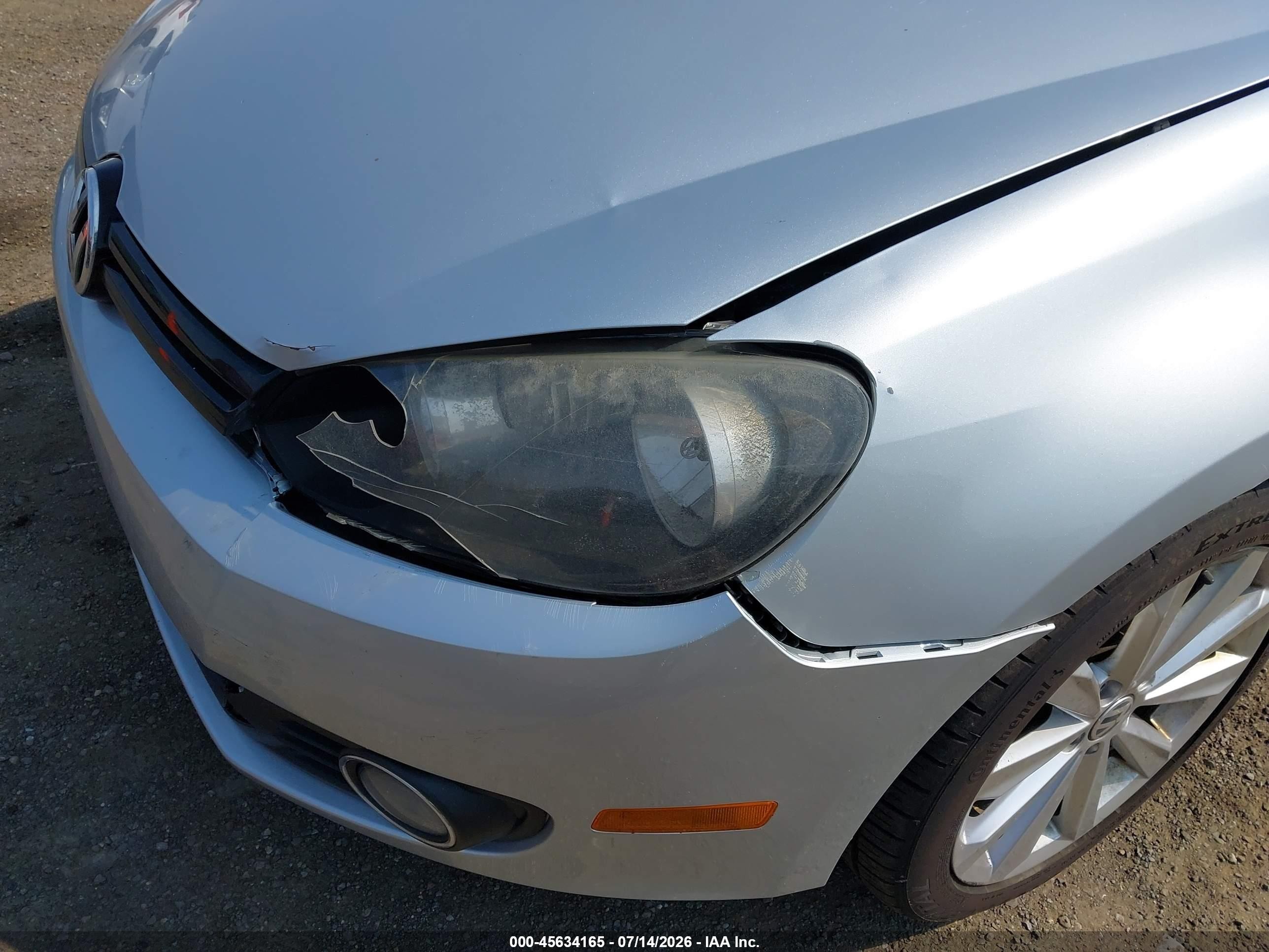 2012 Volkswagen Golf Tdi 4-door Silver vin: WVWDM7AJ2CW101225