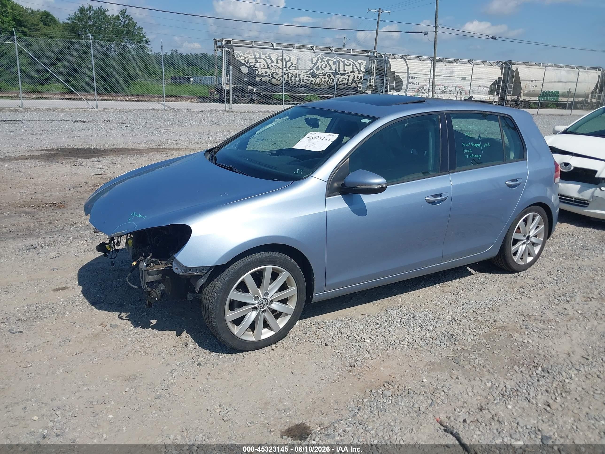 2011 Volkswagen Golf Tdi 4-door Blue vin: WVWDM7AJ3BW066807