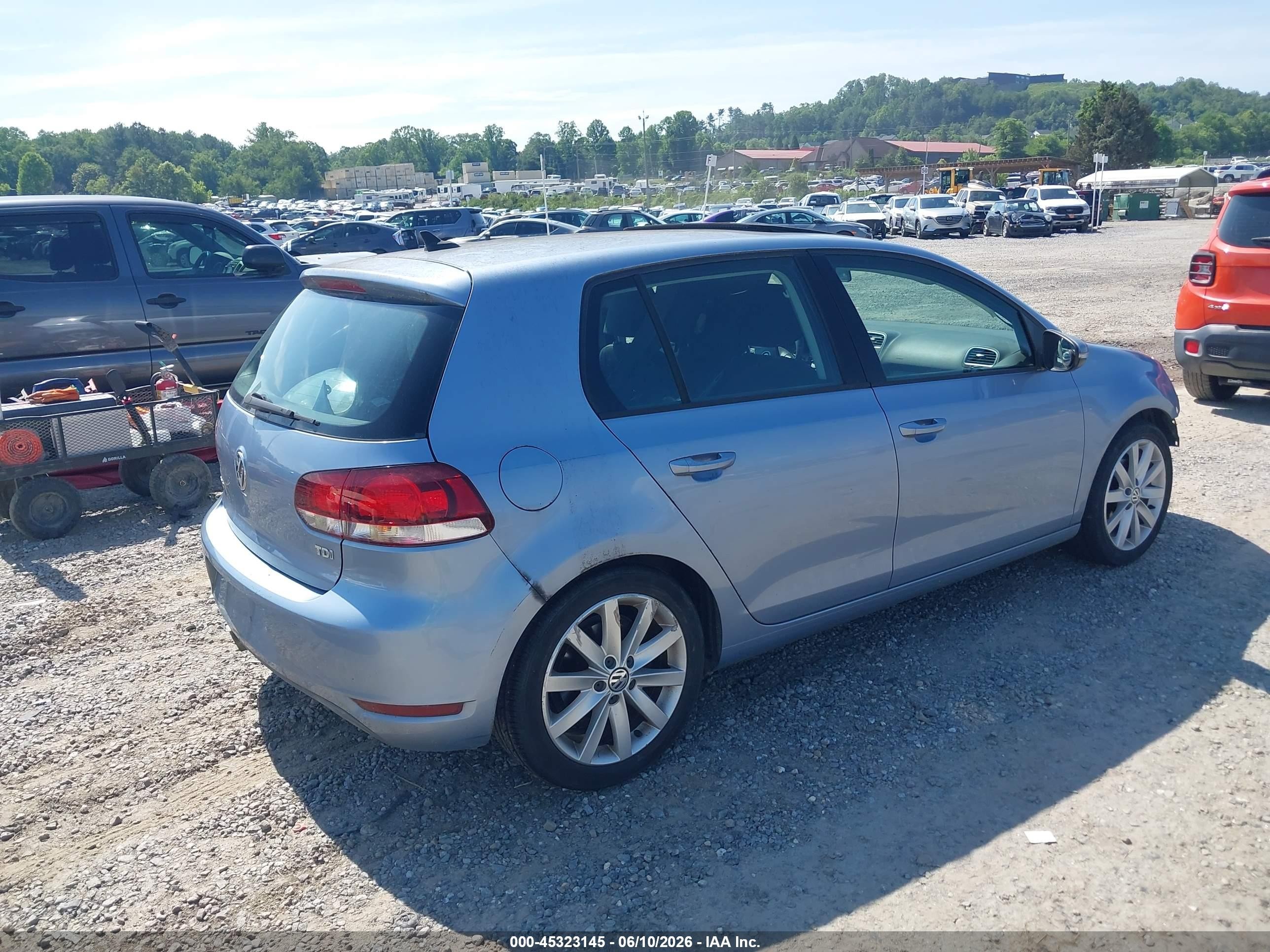 2011 Volkswagen Golf Tdi 4-door Blue vin: WVWDM7AJ3BW066807
