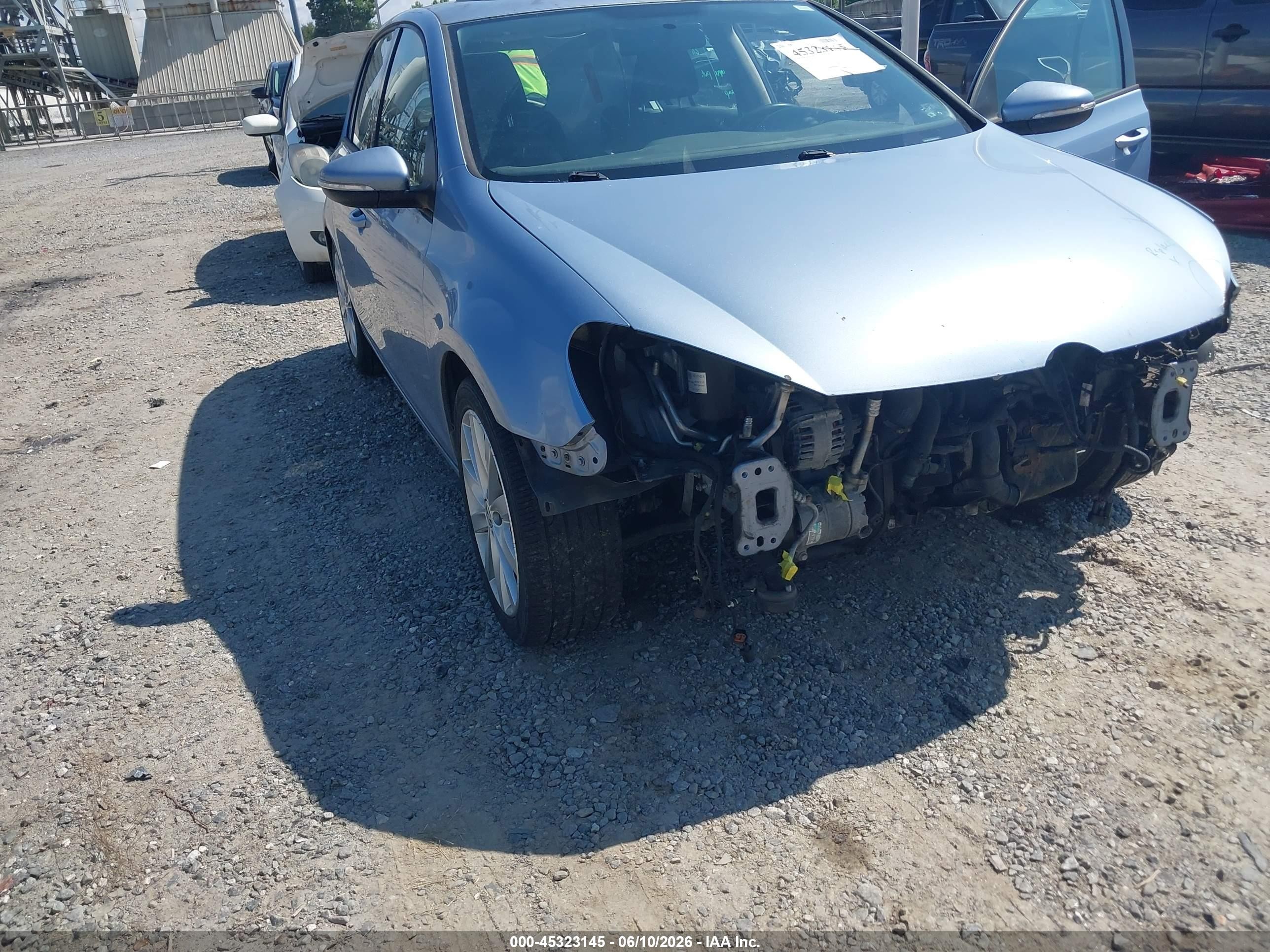 2011 Volkswagen Golf Tdi 4-door Blue vin: WVWDM7AJ3BW066807
