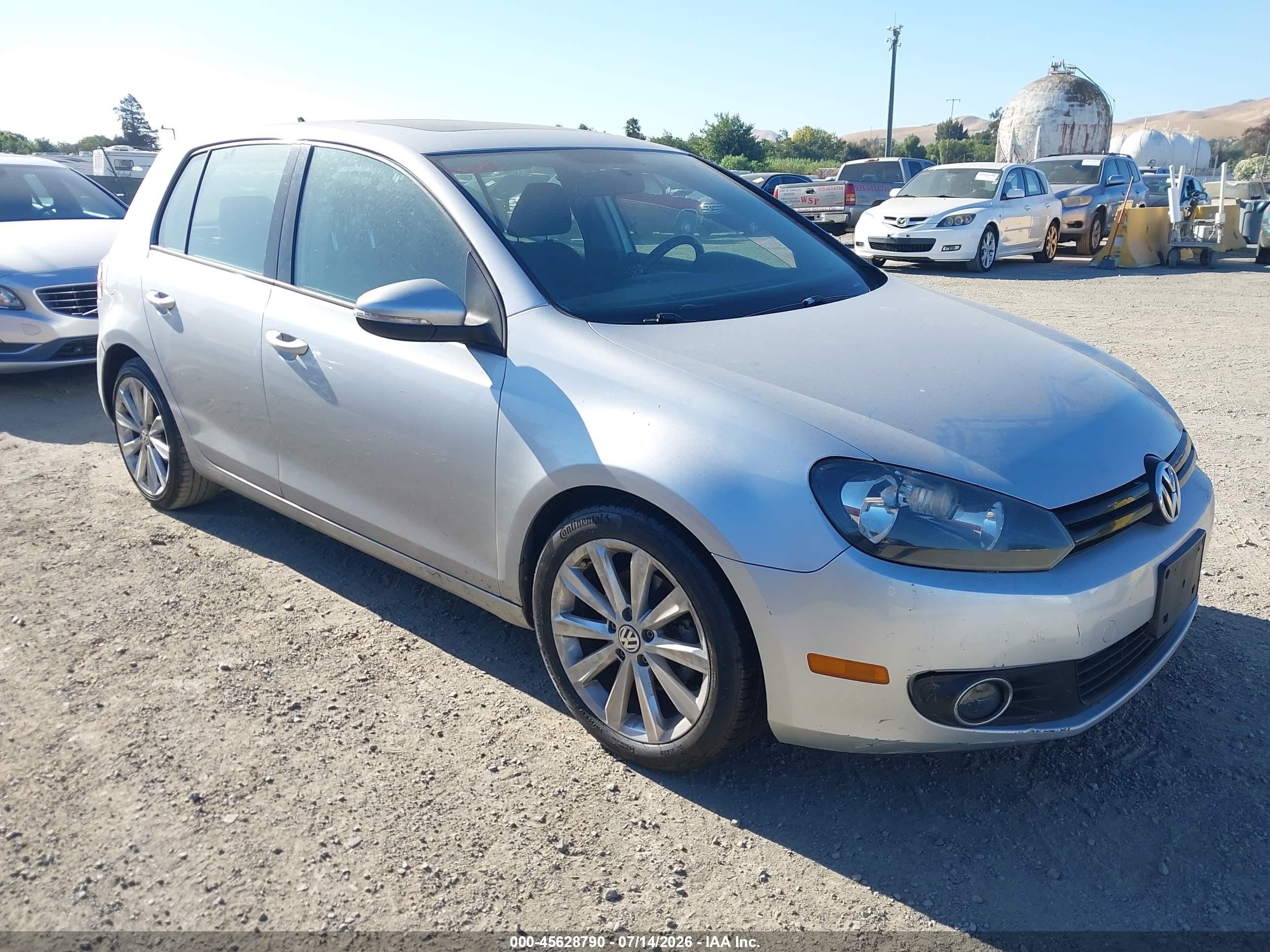 2013 Volkswagen Golf 2.0l Tdi 4-door Silver vin: WVWDM7AJ3DW131688