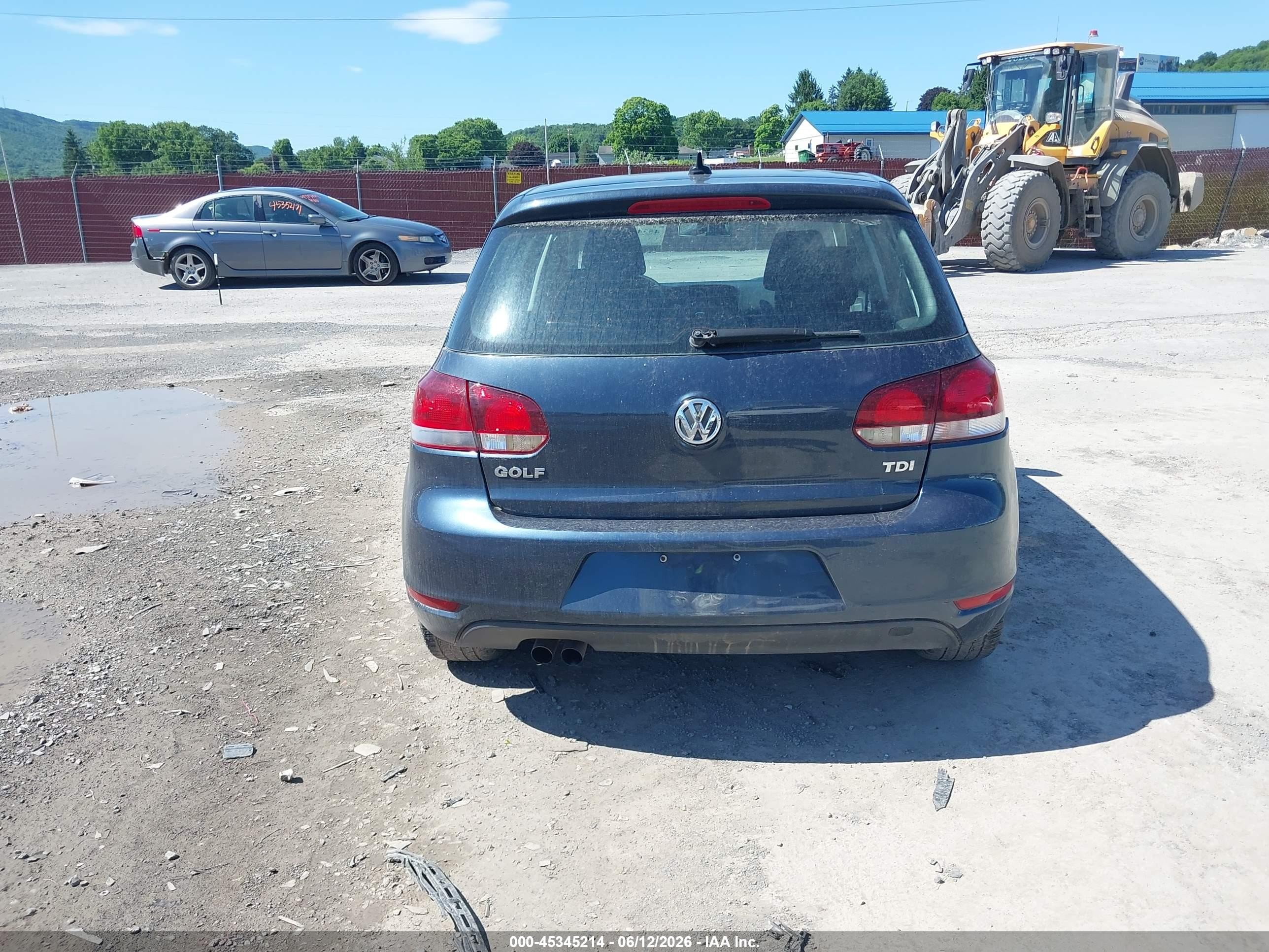 2012 Volkswagen Golf Tdi 4-door Blue vin: WVWDM7AJ5CW117516