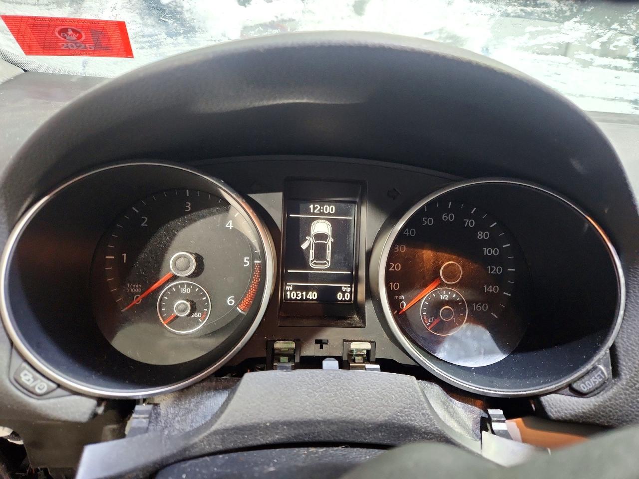 2013 Volkswagen Golf Черный vin: WVWDM7AJ7DW051357