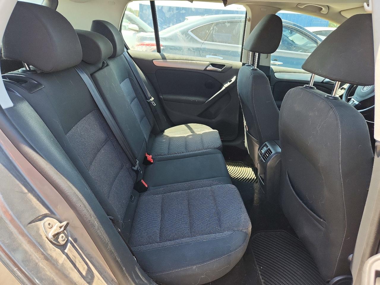 2012 Volkswagen Golf Gray vin: WVWDM7AJ8CW138831