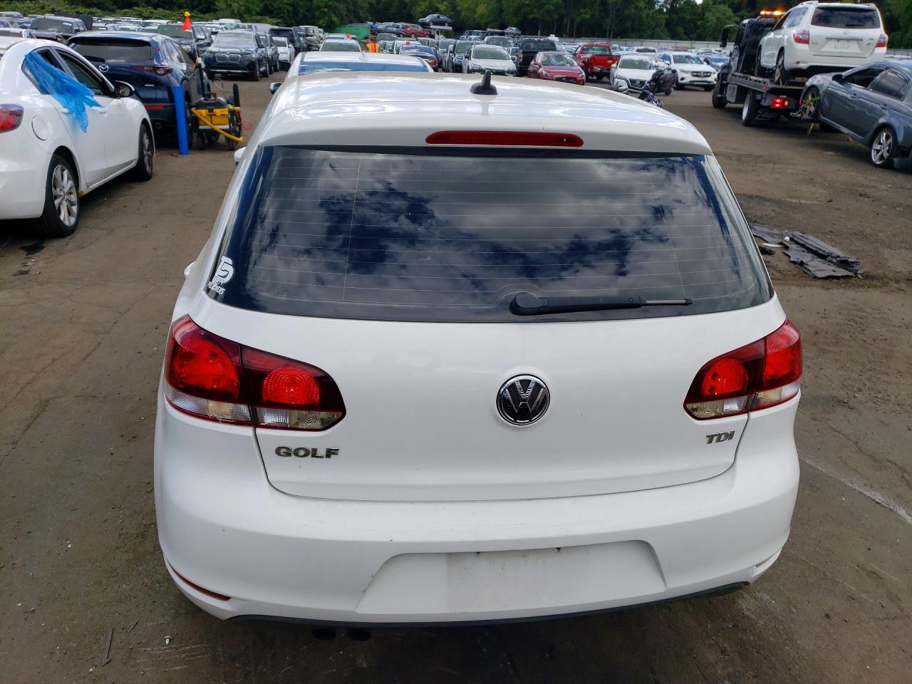 2013 Volkswagen Golf White vin: WVWDM7AJ8DW016598