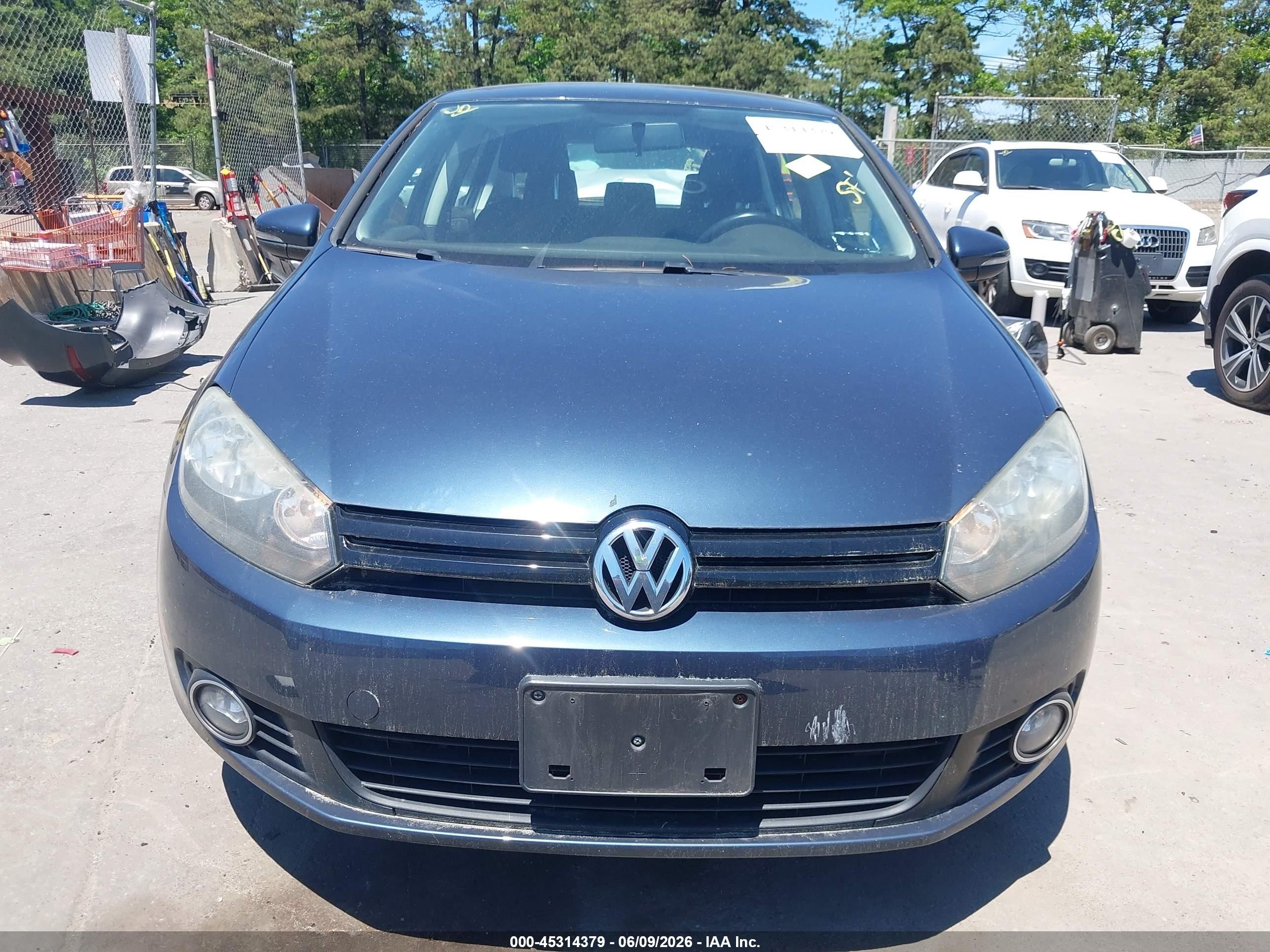 2013 Volkswagen Golf 2.0l Tdi 4-door Синий vin: WVWDM7AJ8DW029321
