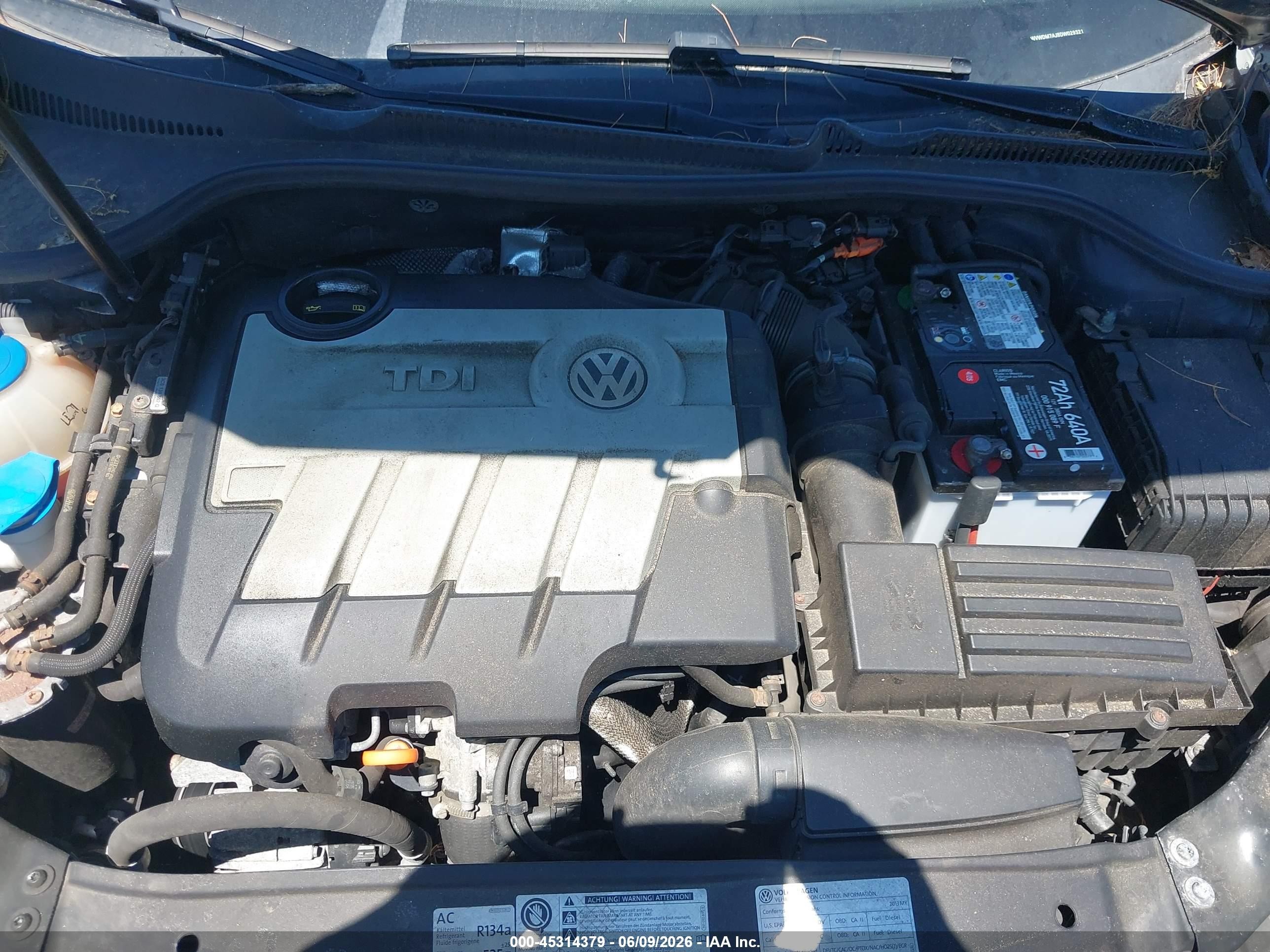 2013 Volkswagen Golf 2.0l Tdi 4-door Синий vin: WVWDM7AJ8DW029321